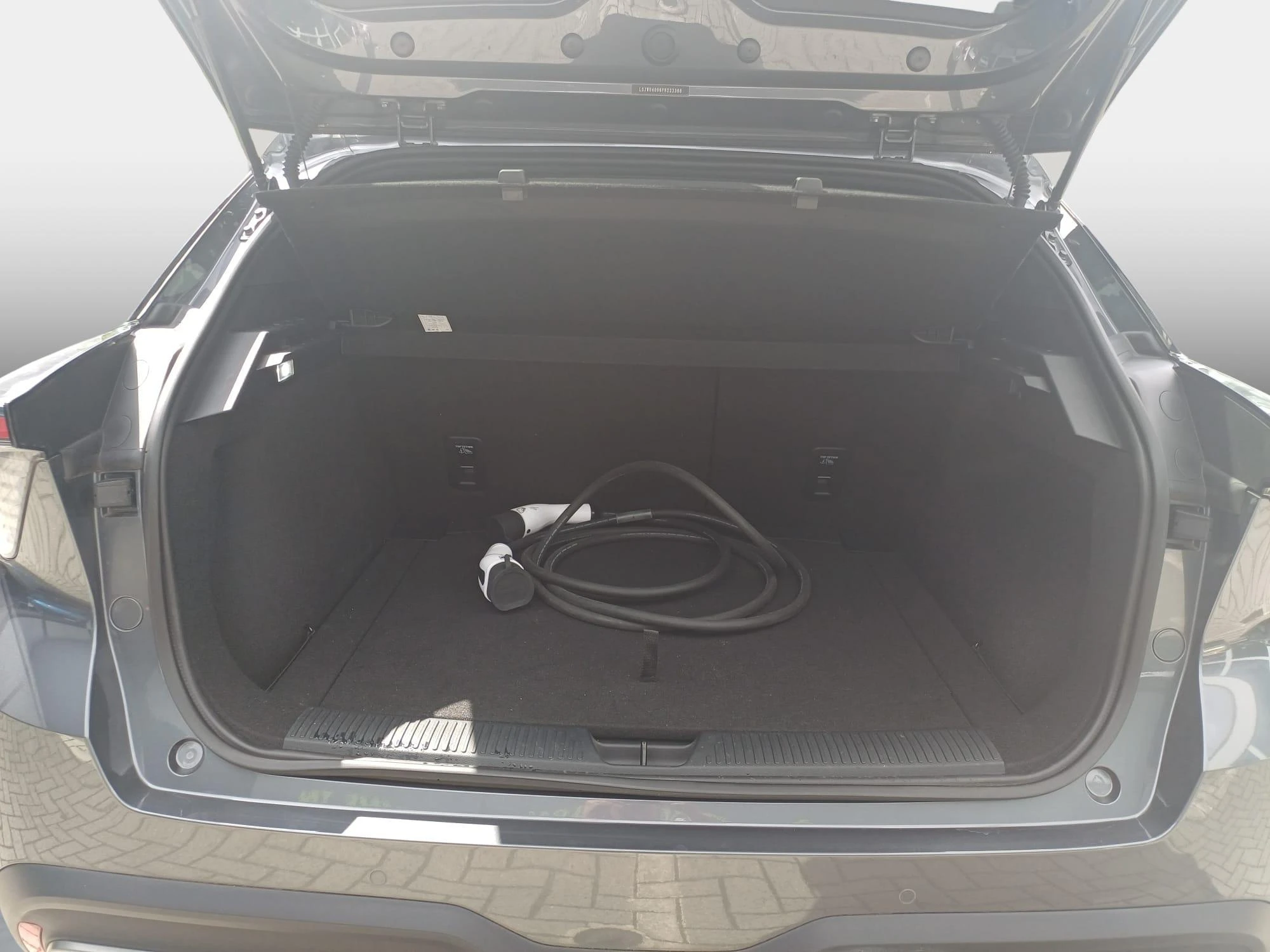 MG MG4 EV 64 kWh Luxury