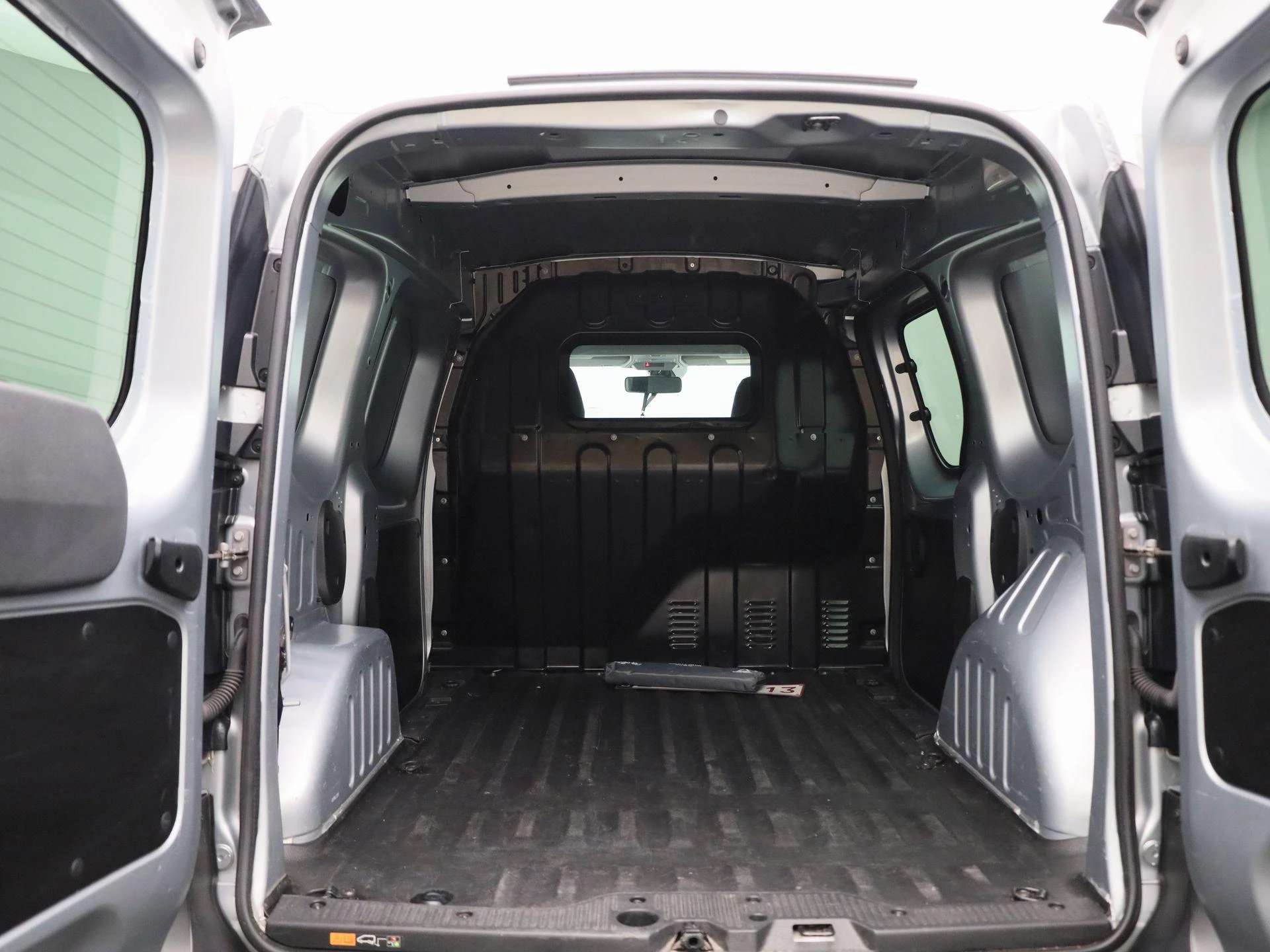 Renault-Express-image-16