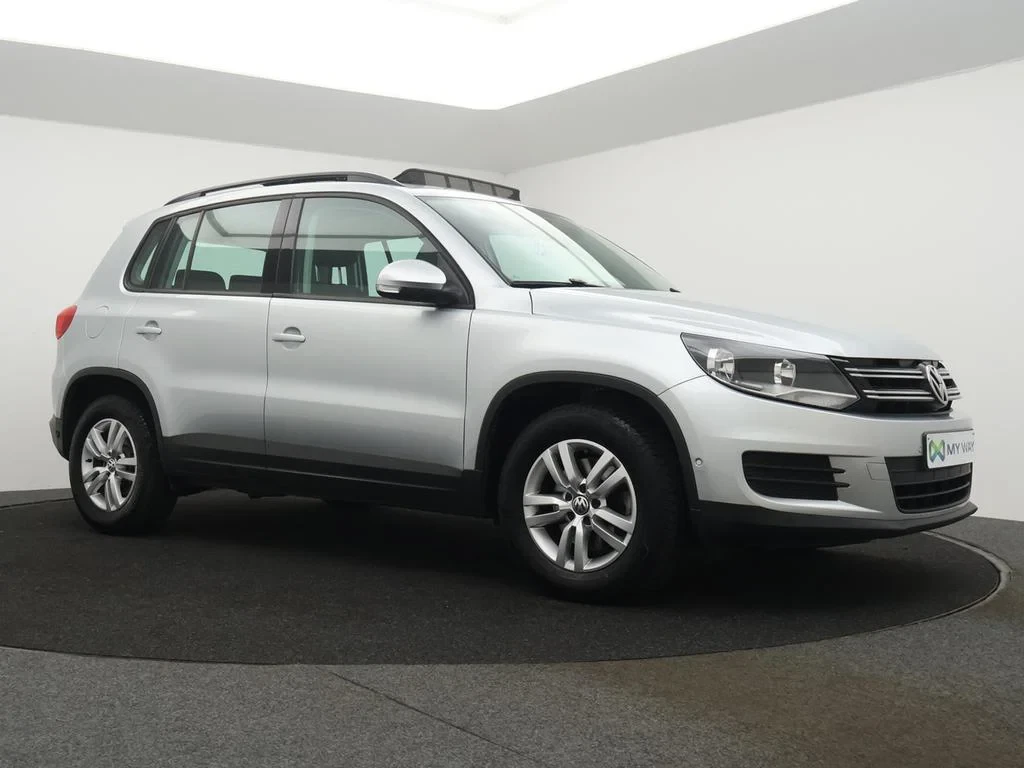 Volkswagen-Tiguan-image-24