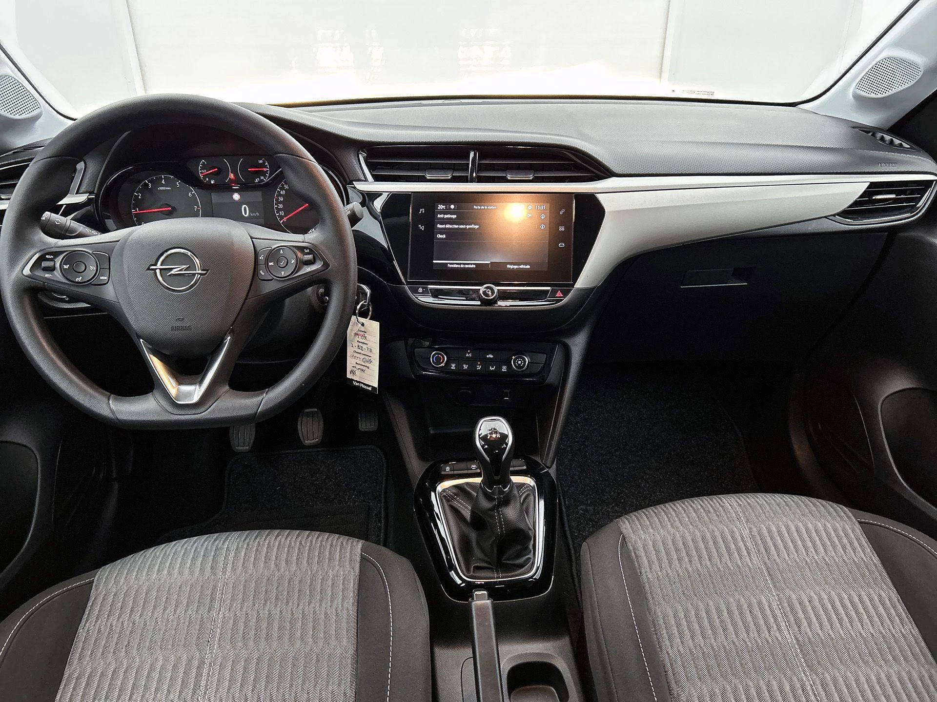 Opel-Corsa-image-17