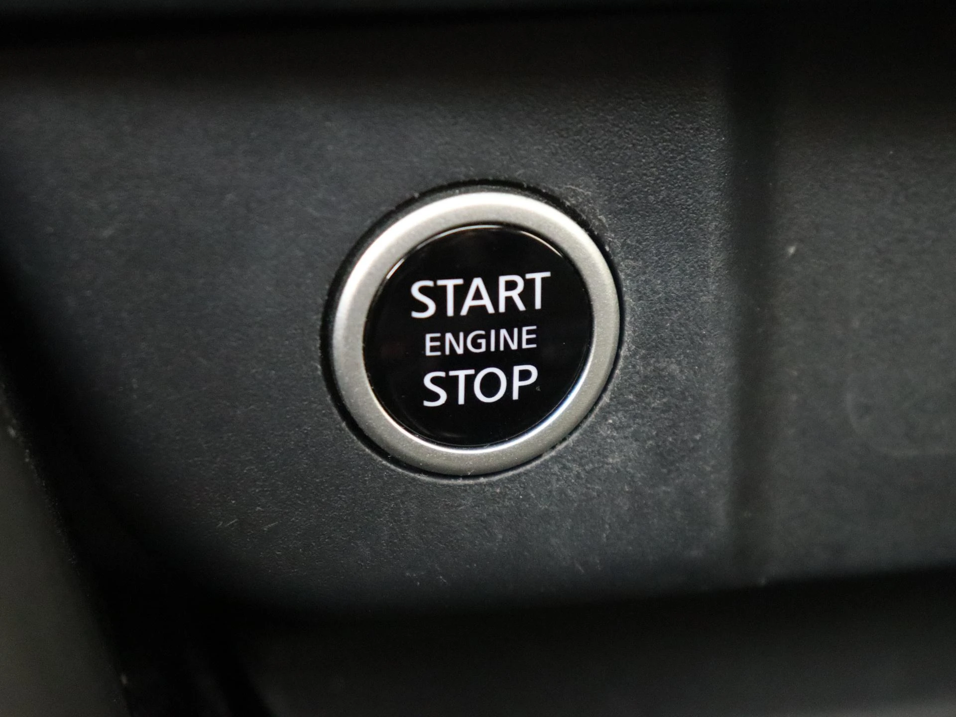 Nissan-QASHQAI-image-19
