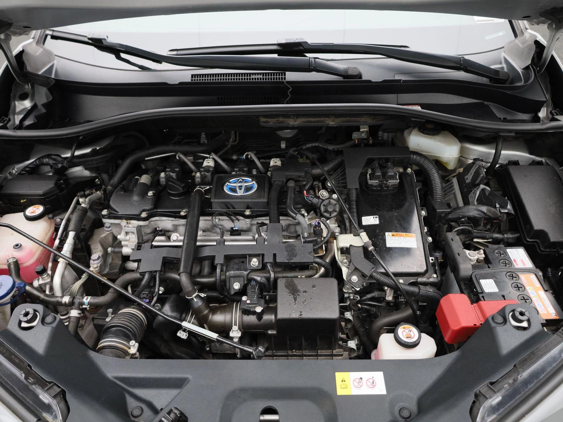 Toyota-C-HR-image-34