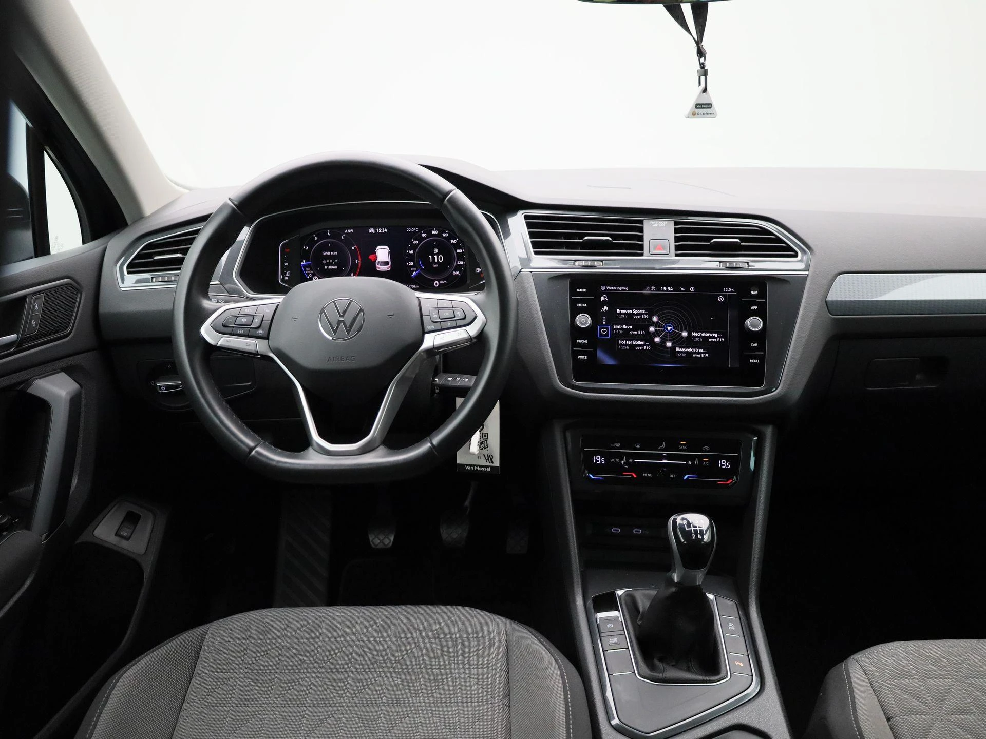 Volkswagen-Tiguan-image-7