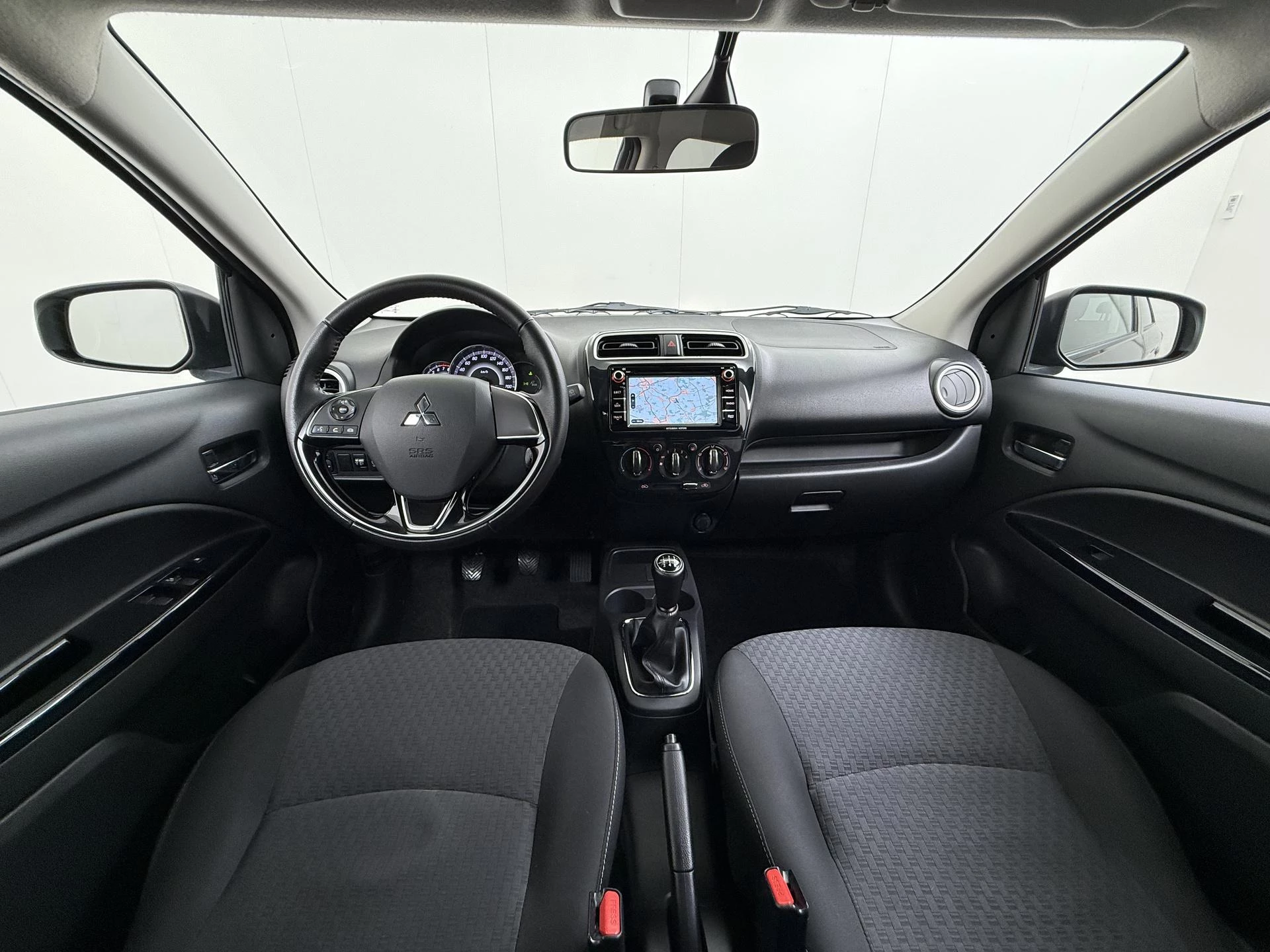 Mitsubishi-Space Star-image-17