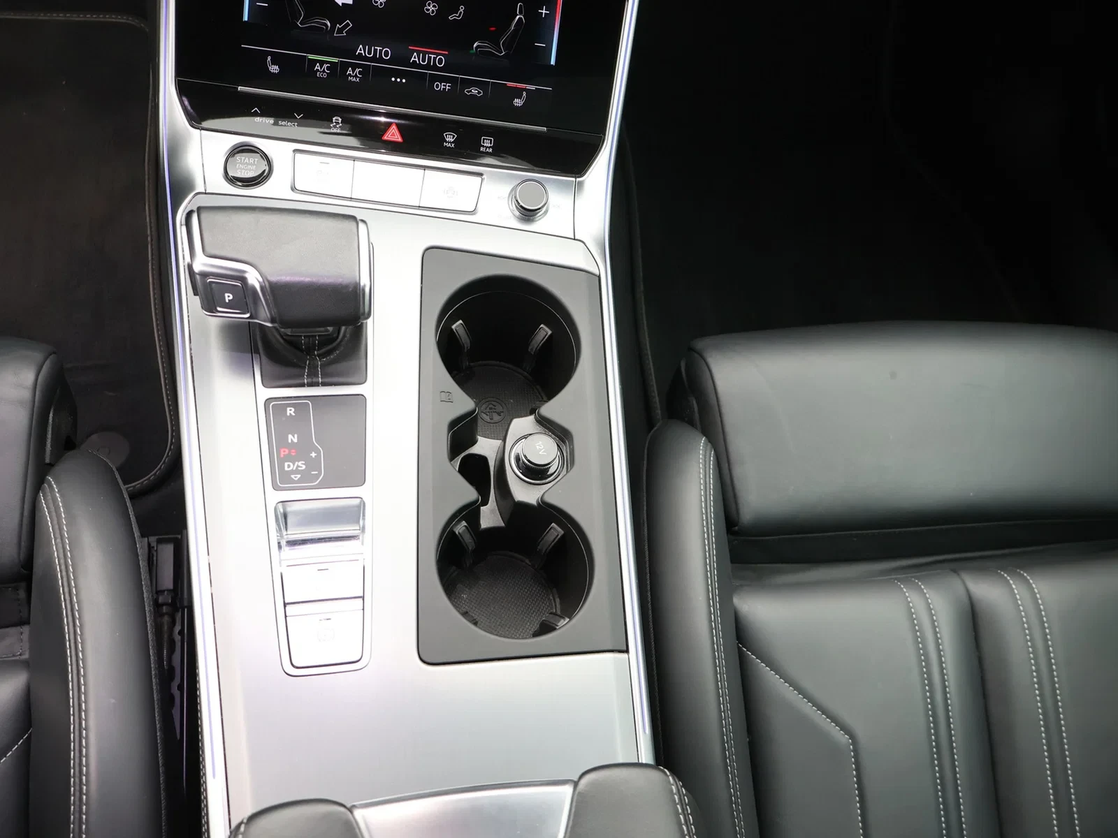 Audi A6 Avant PHEV Audi A6 Avant Business Edition Sport PHEV 50TFSI e QUATTRO 299PK *AUTOMAAT*PANODAK*LEDER*CAMERA*PDC*