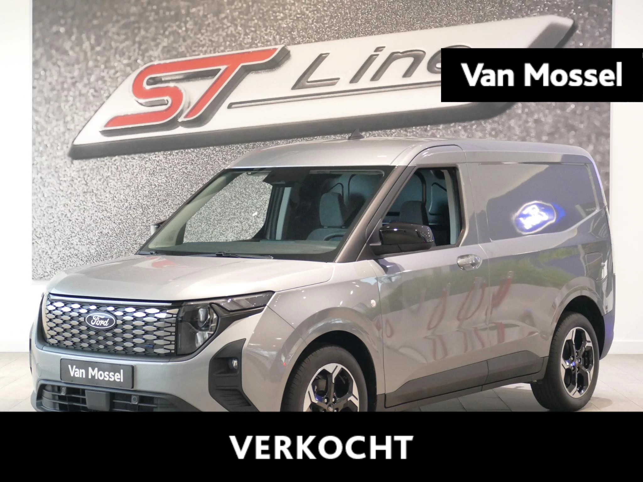 Ford-Transit Courier-image-0
