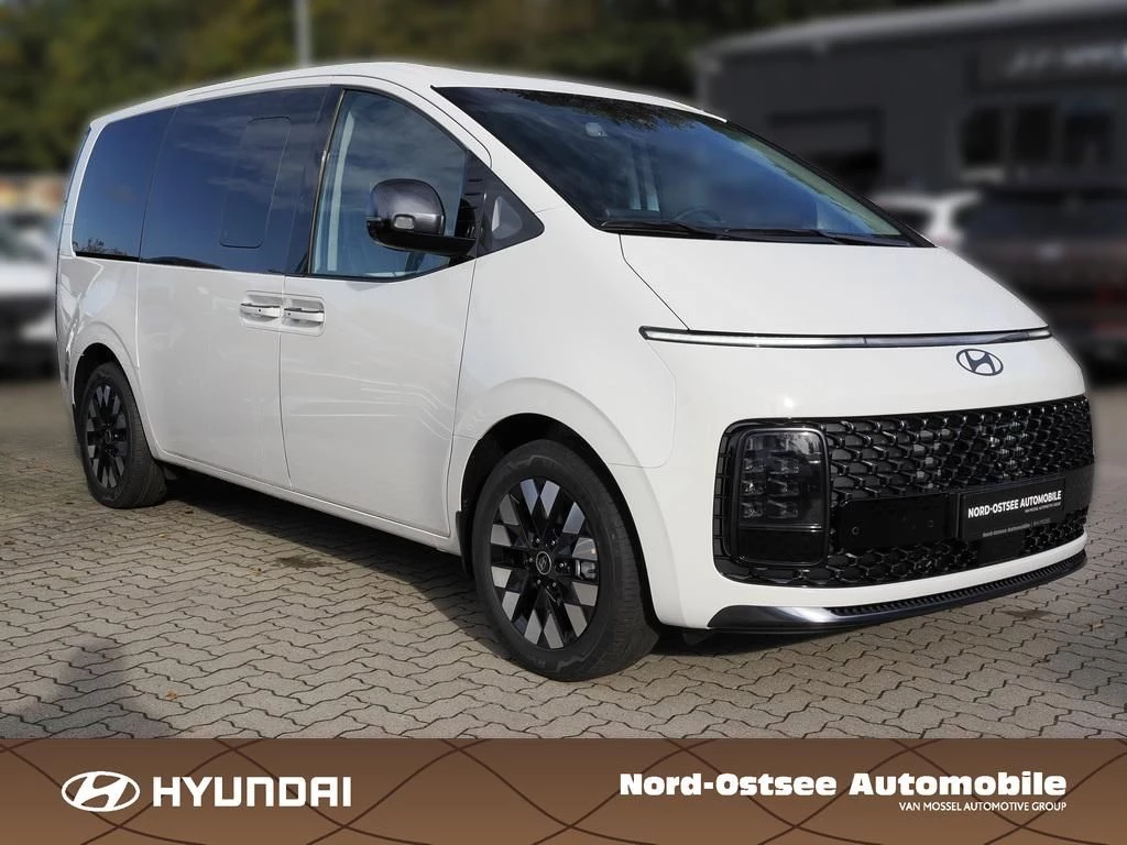 Hyundai Staria HEV 7-Sitzer Signature Panoramadach