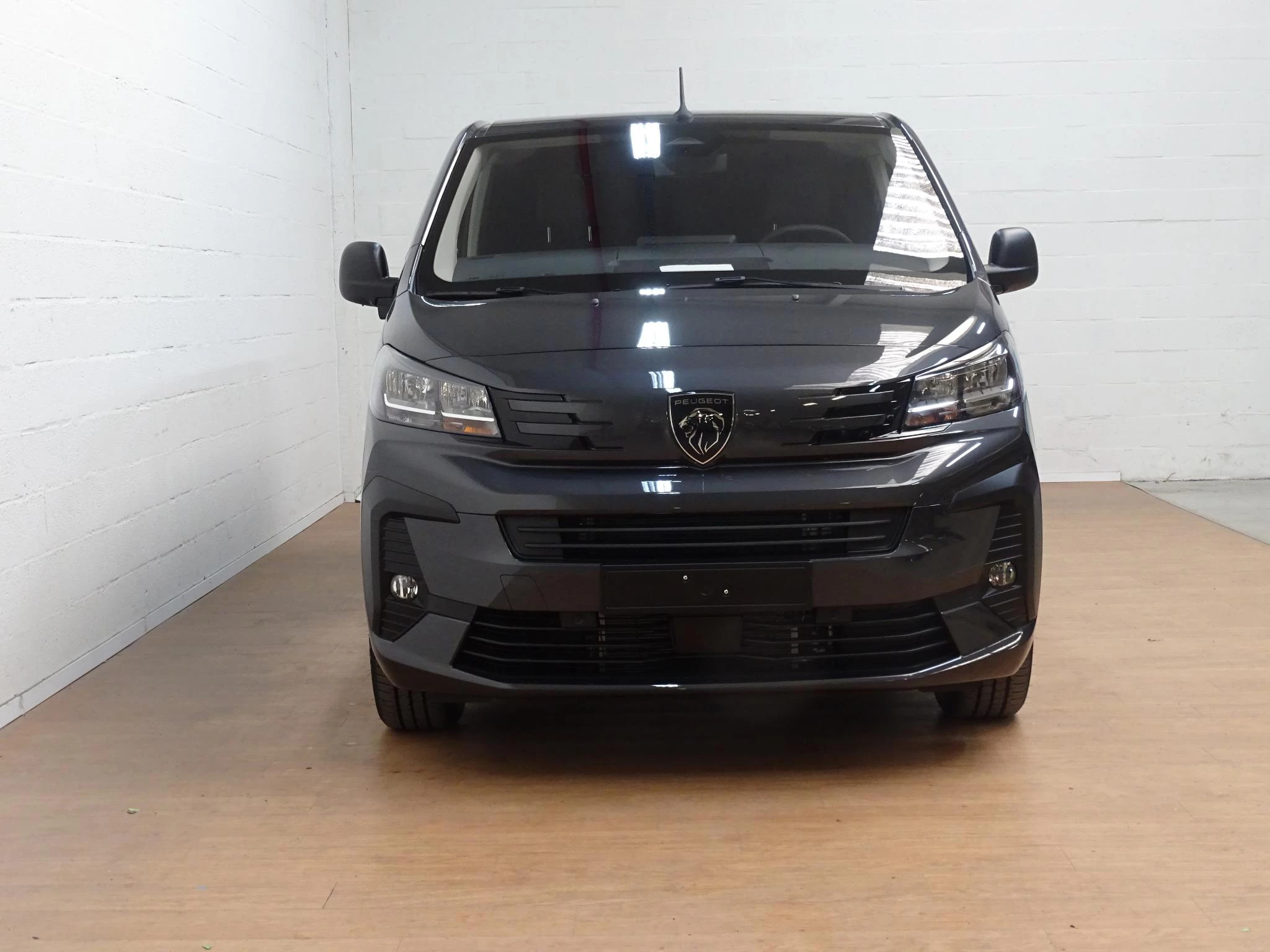 Peugeot Expert Long DC L3 2.2 BlueHDi 180 EAT8