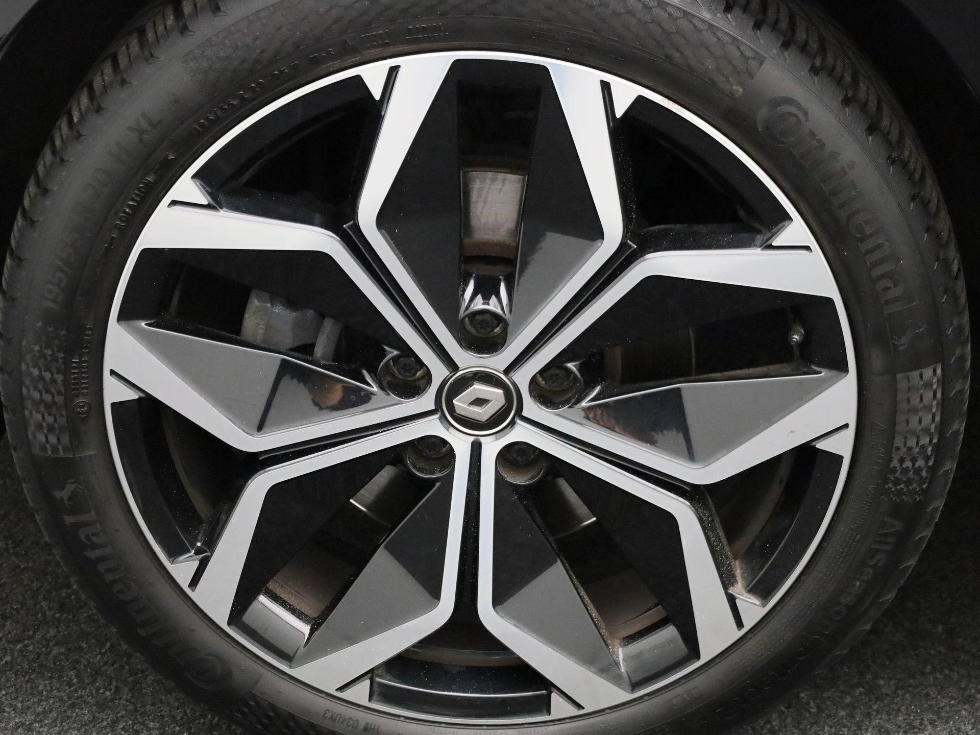 Renault Grand Scénic TCe 140 EDC GPF Black Edition 7P