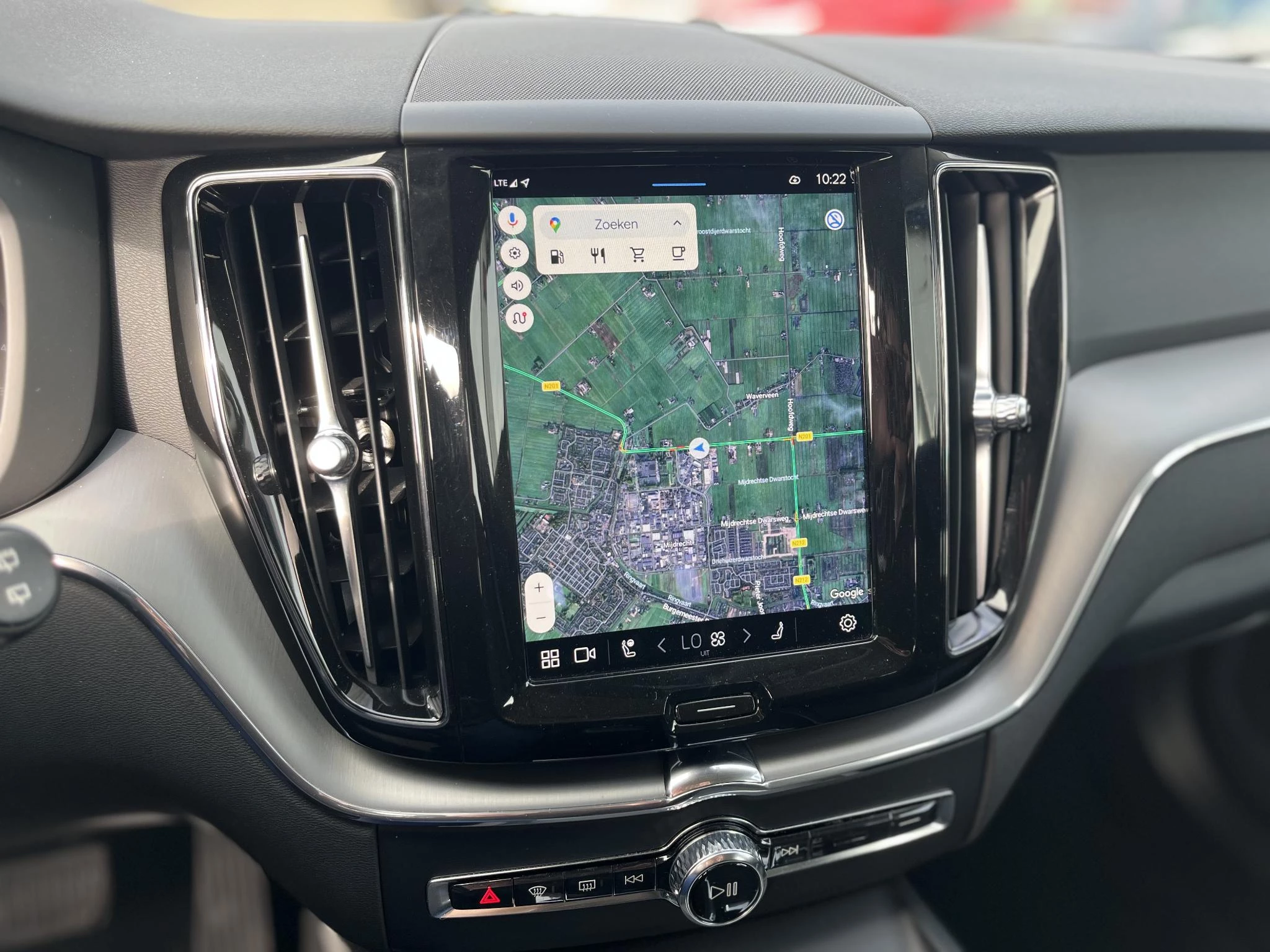Volvo-XC60-image-22