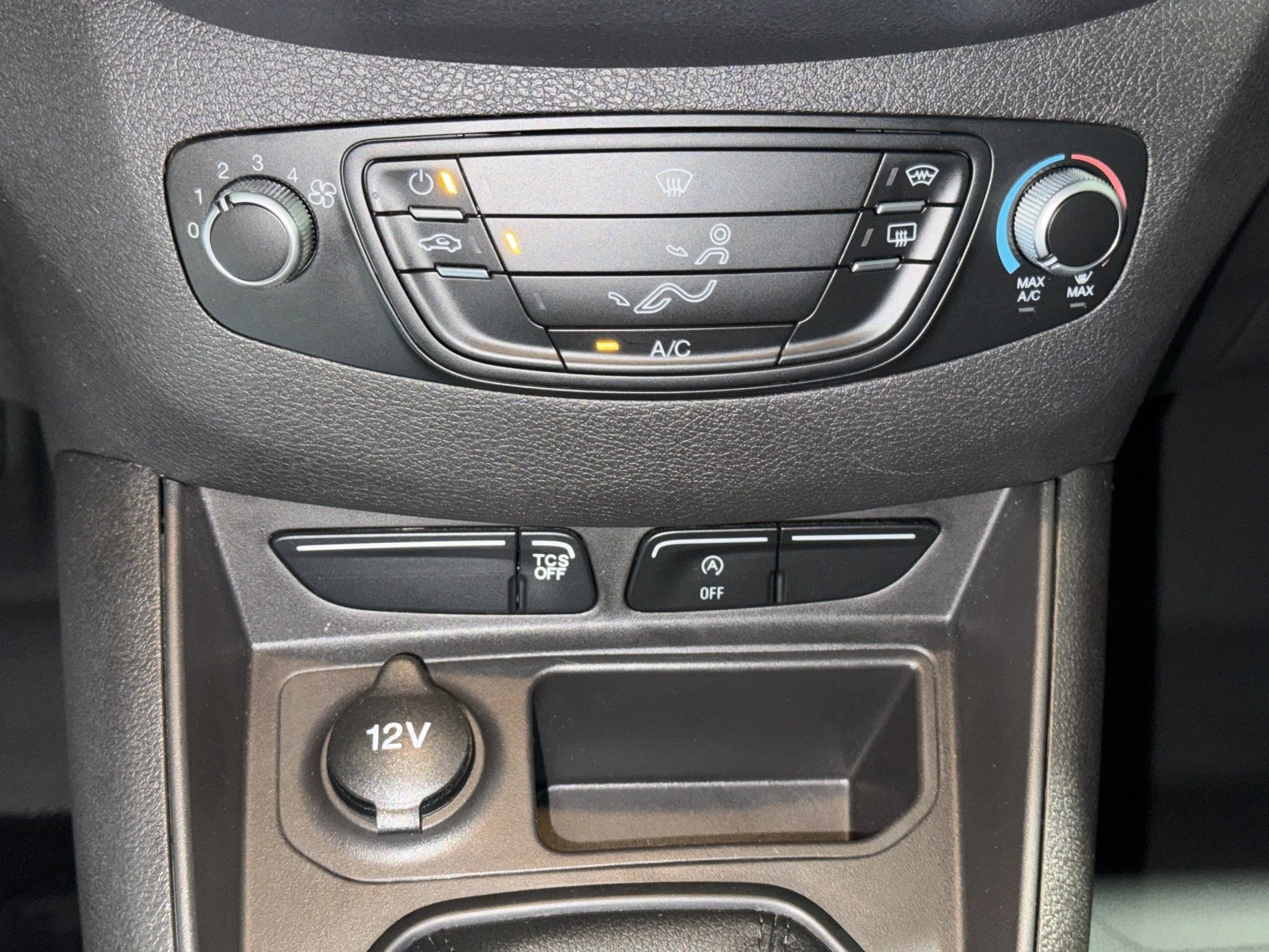 Ford Transit Courier Trend 1.0 EcoBoost 74kW Lieferwagen. 4-türig