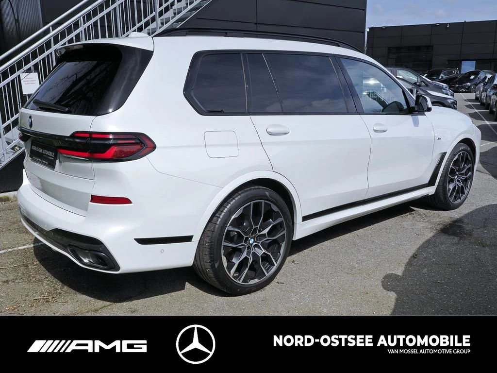 BMW X7 xDRIVE 40 d M SPORT 7-SITZE PANO AHK KAMERA M Sport