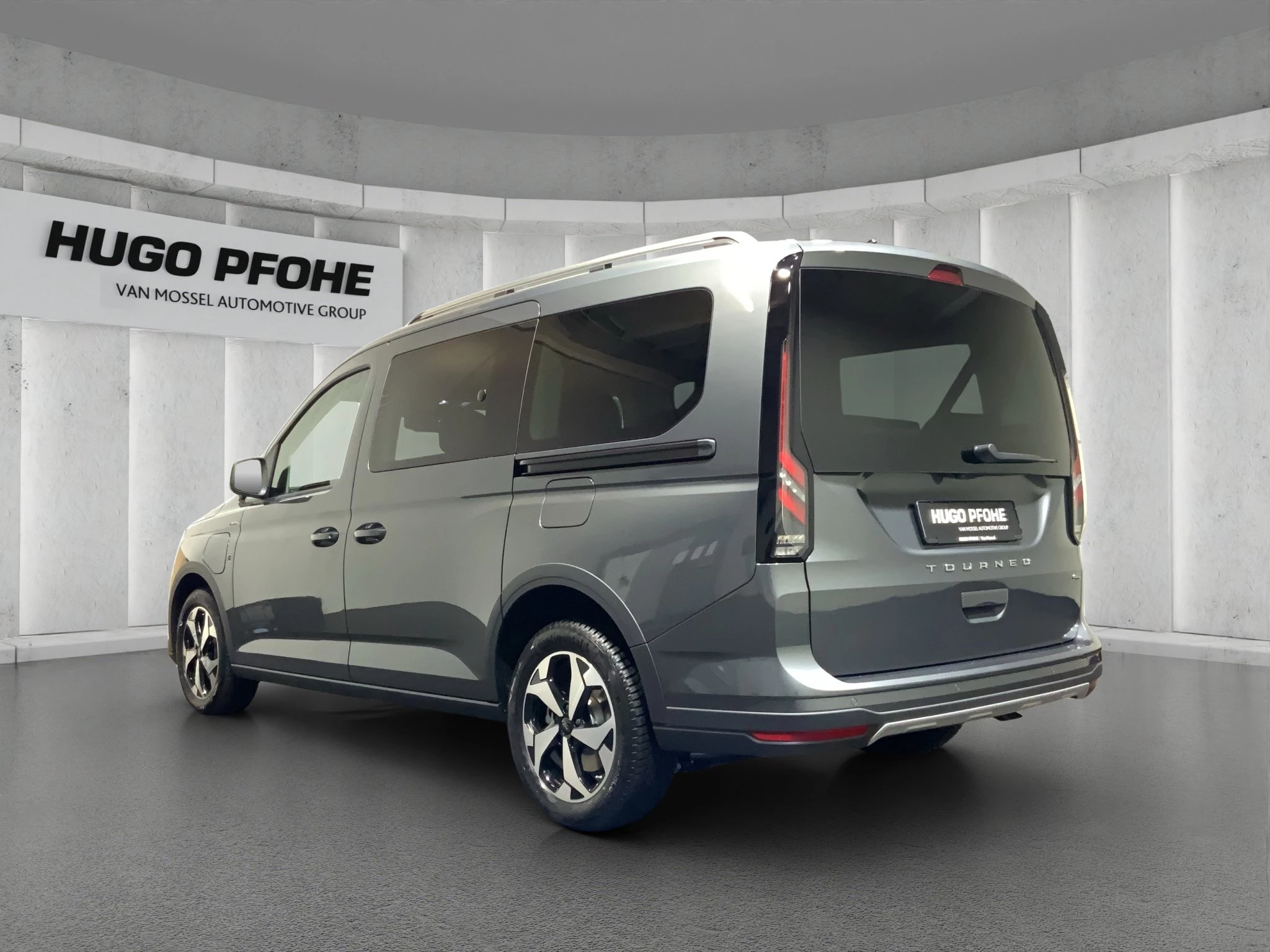 Ford Tourneo Connect Grand Active L2 1.5 l EcoBoost PHEV 110 kW