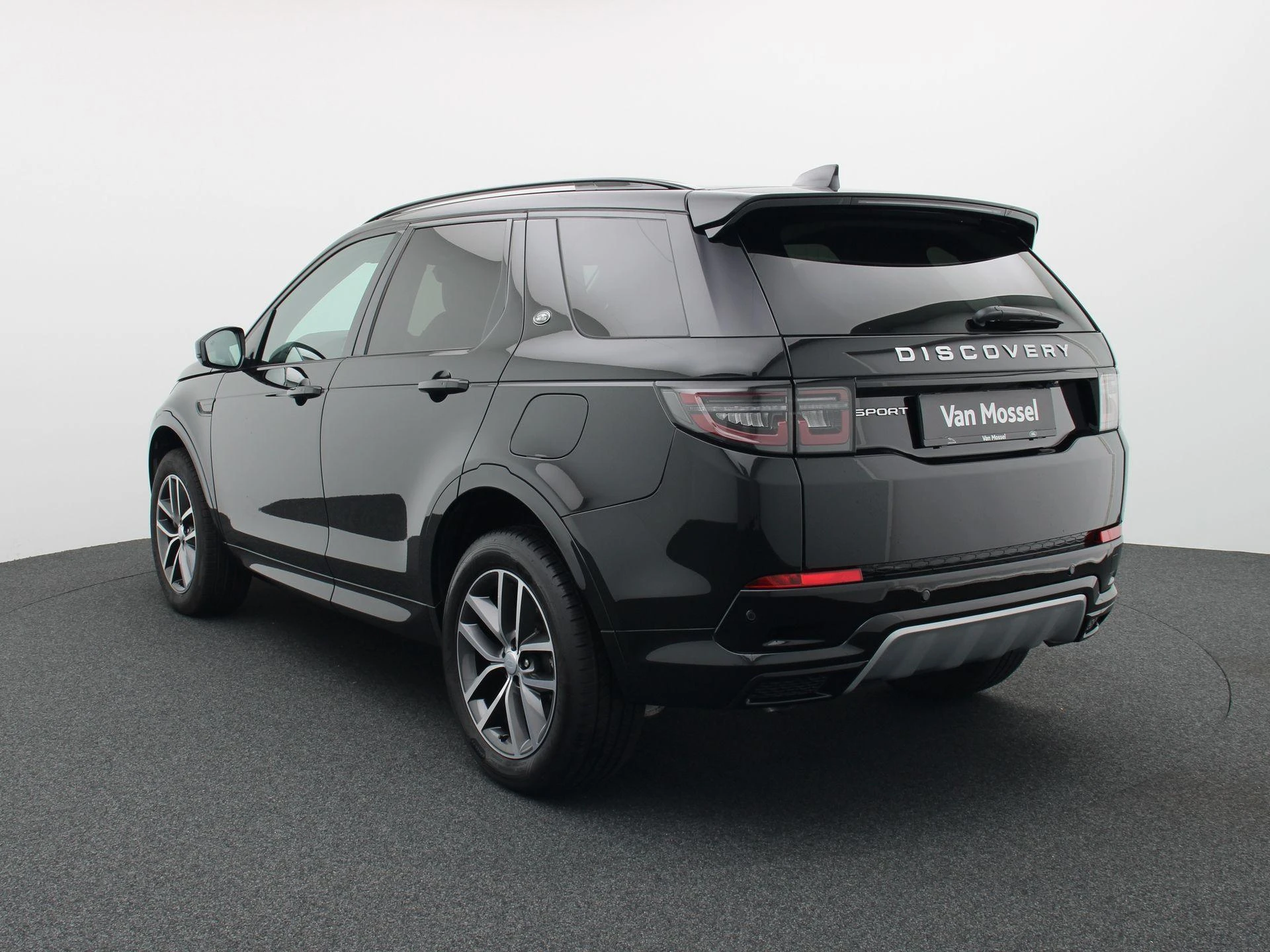 Land Rover-Discovery Sport-image-1