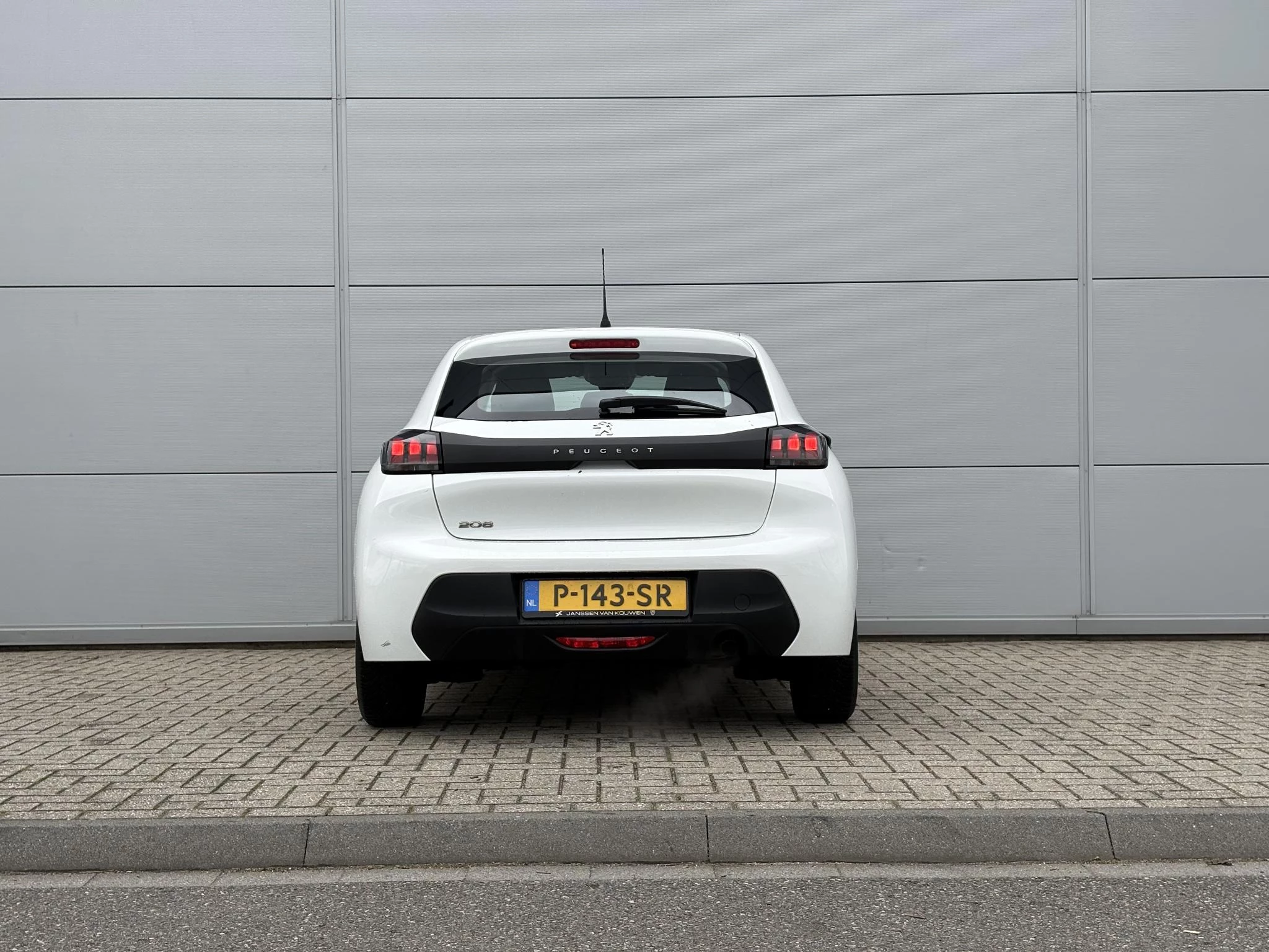 Peugeot-208-image-4