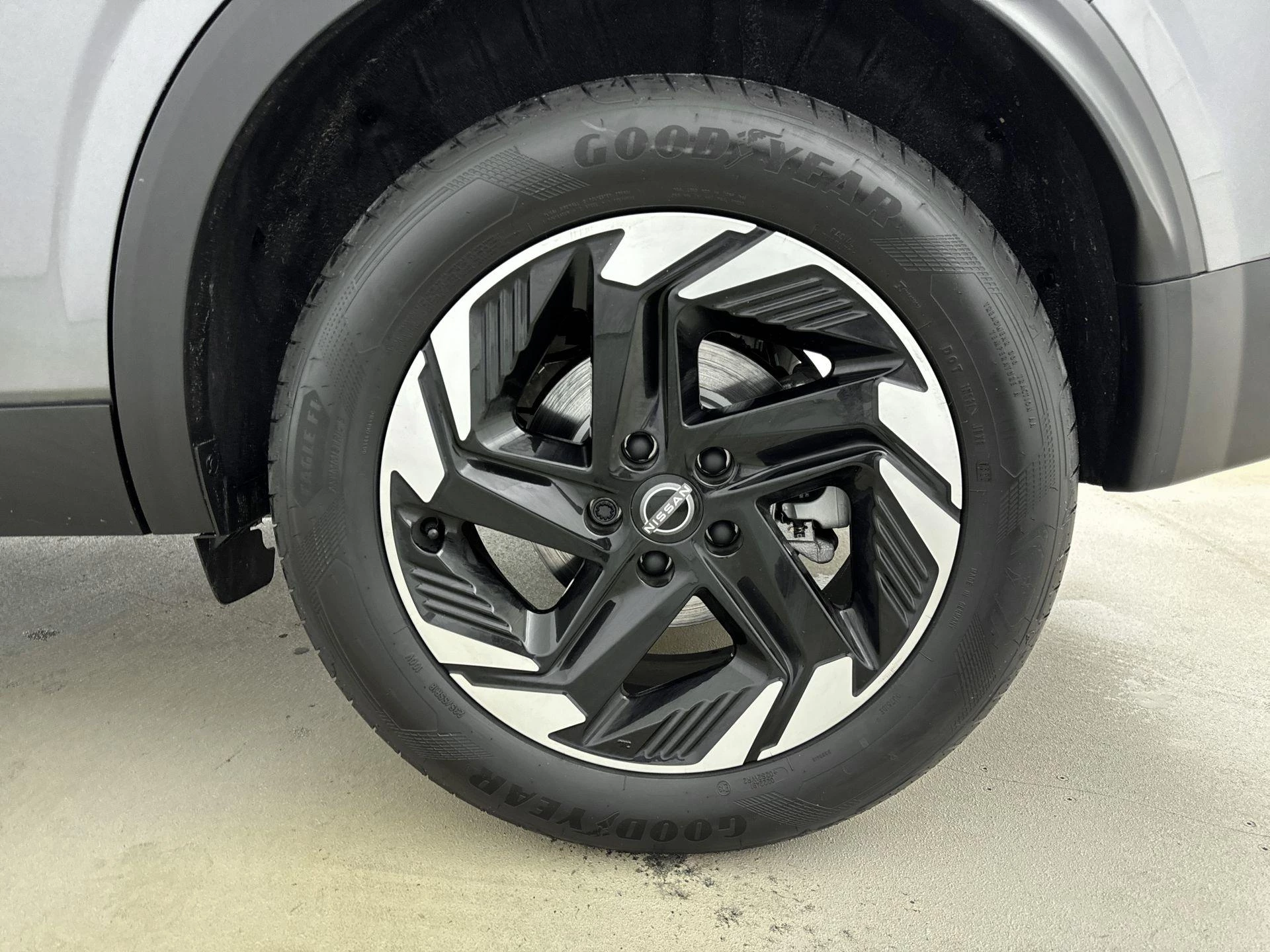 Nissan-QASHQAI-image-27