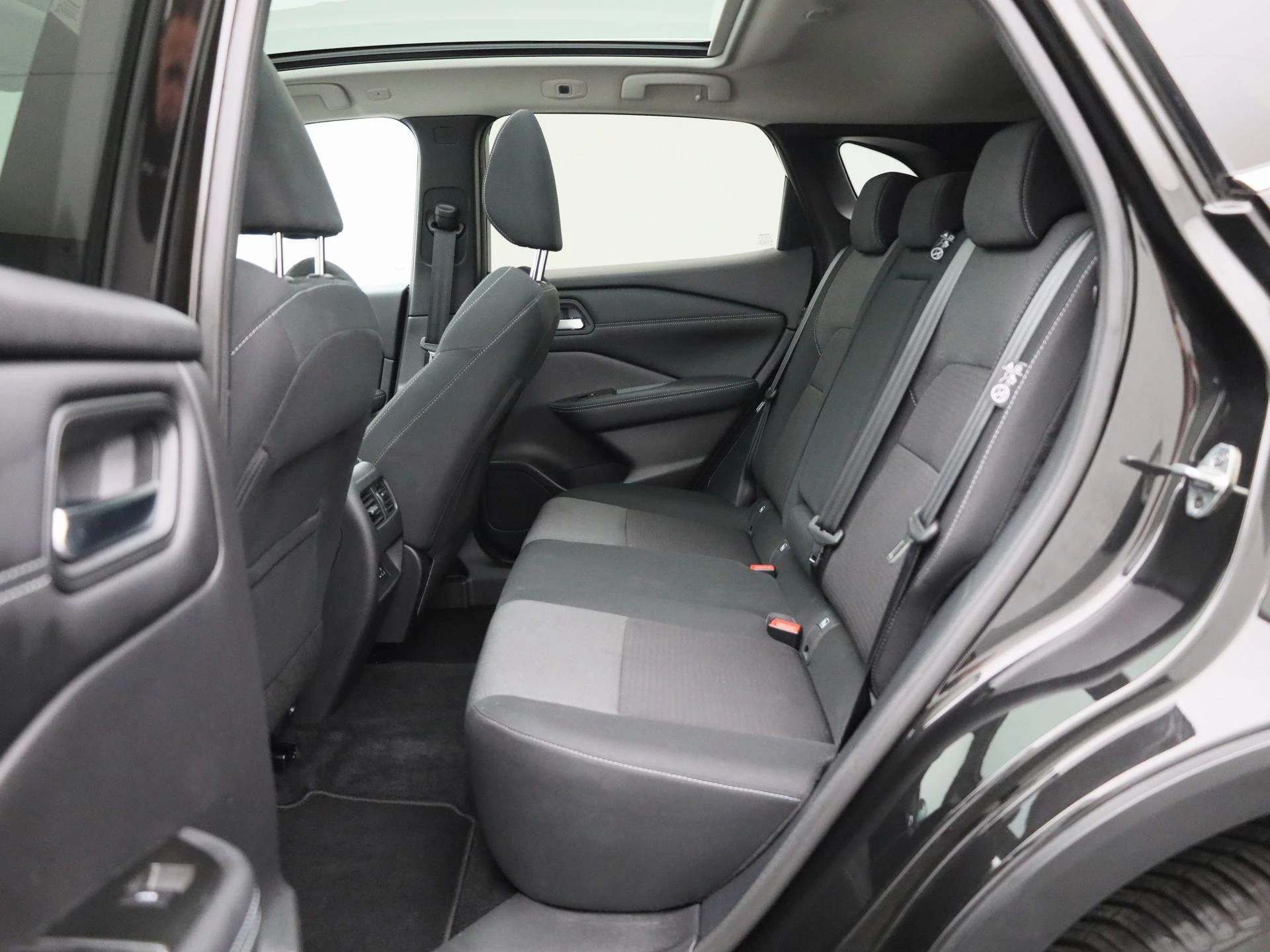 Nissan-QASHQAI-image-11