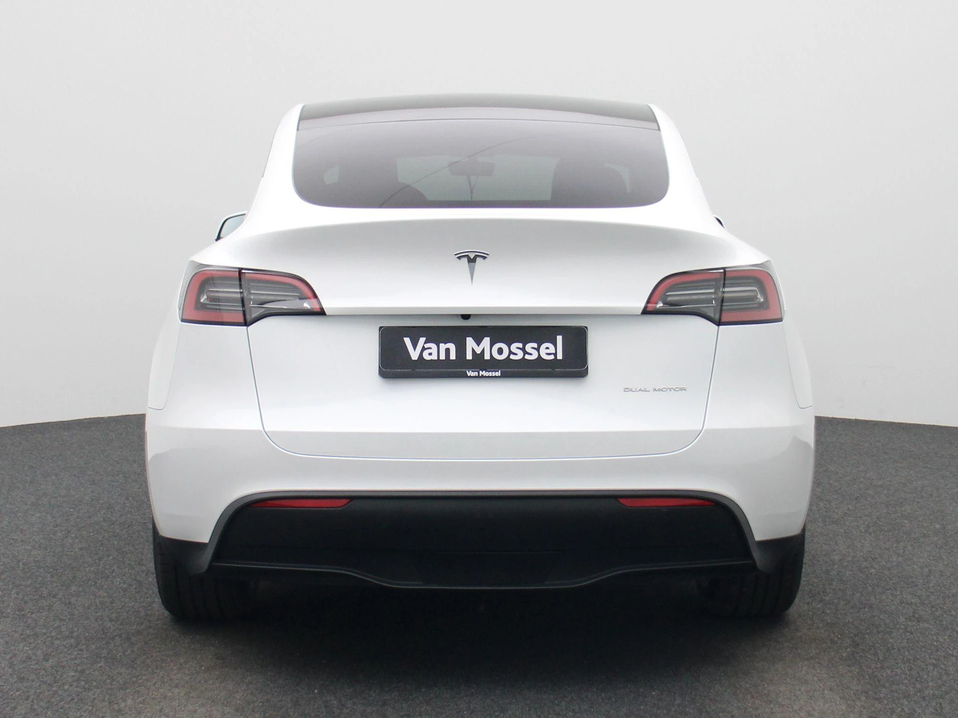 Tesla Model Y Long Range Dual Motor AWD