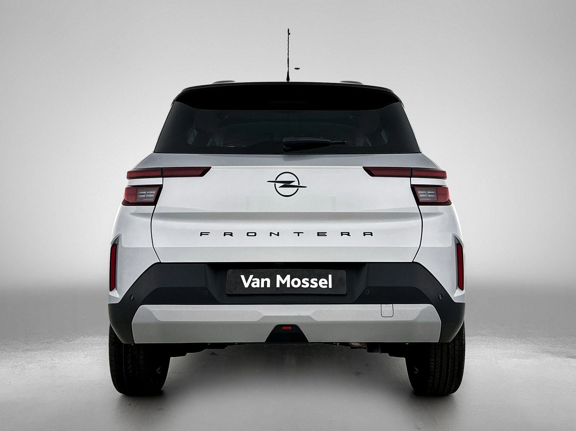 Opel-Frontera-image-2