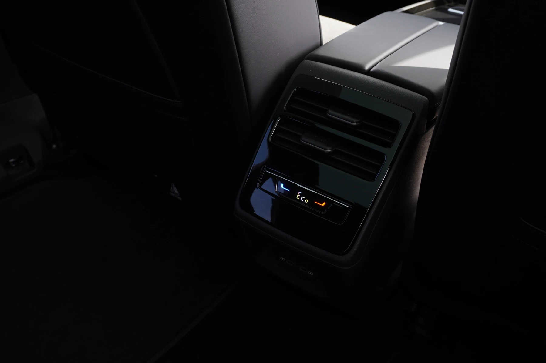 Volkswagen-ID.7-image-24