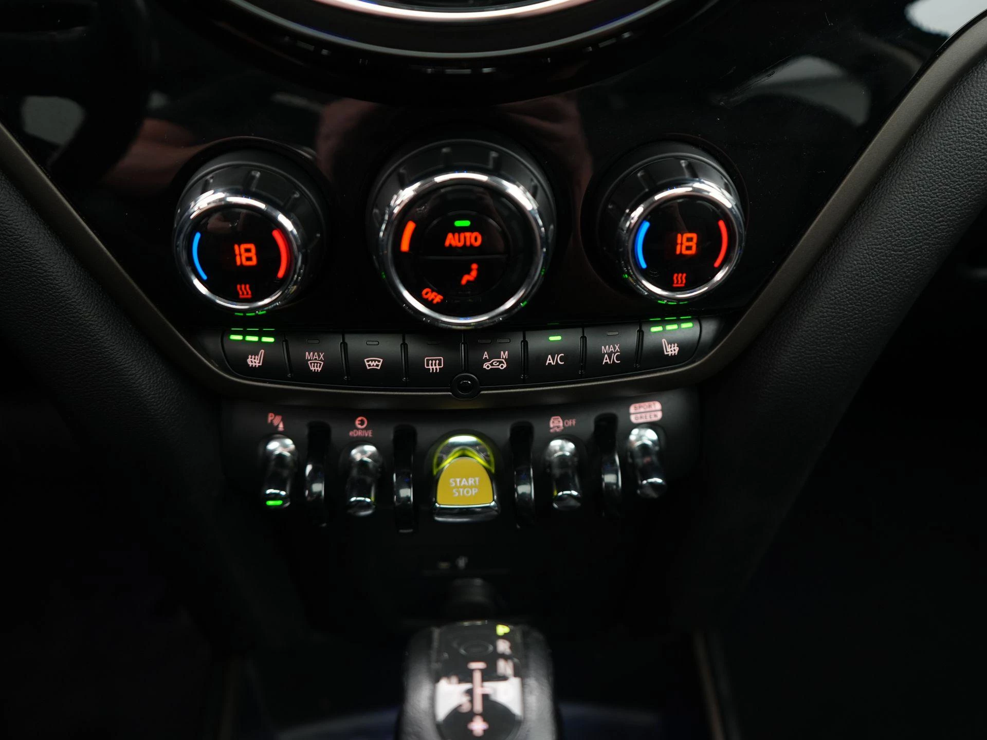 MINI-Countryman-image-19