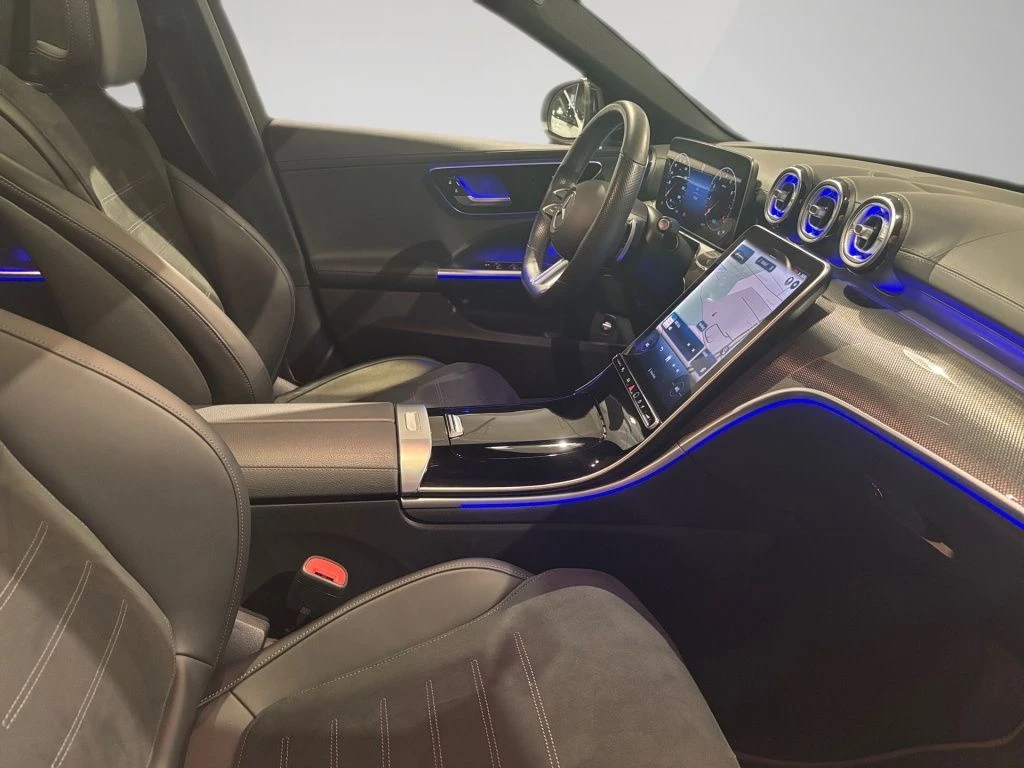 Mercedes-Benz-C-Klasse 300-image-15