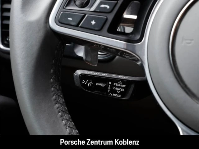 Porsche-Cayenne-image-17