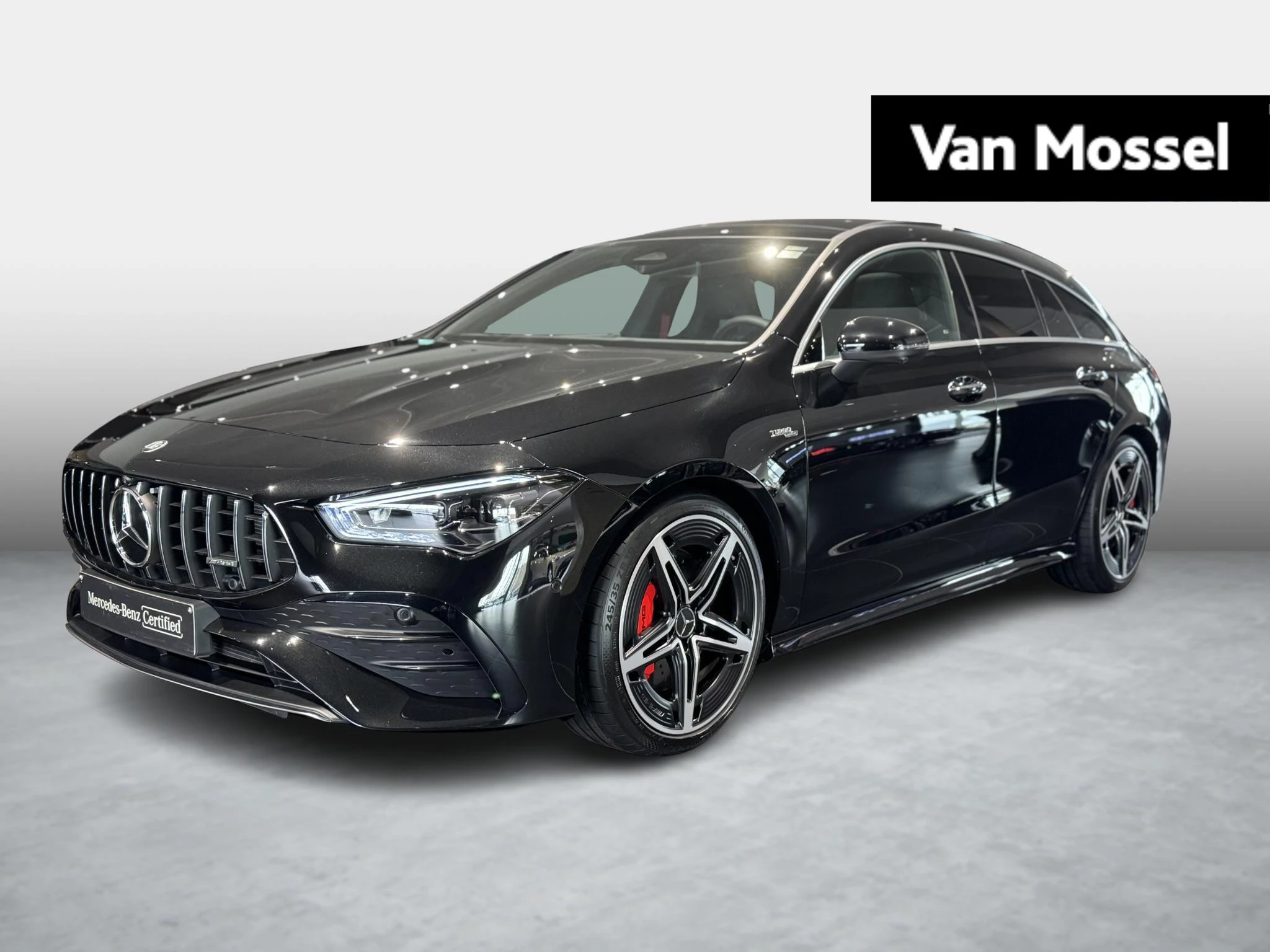 Mercedes-Benz-CLA-image-0