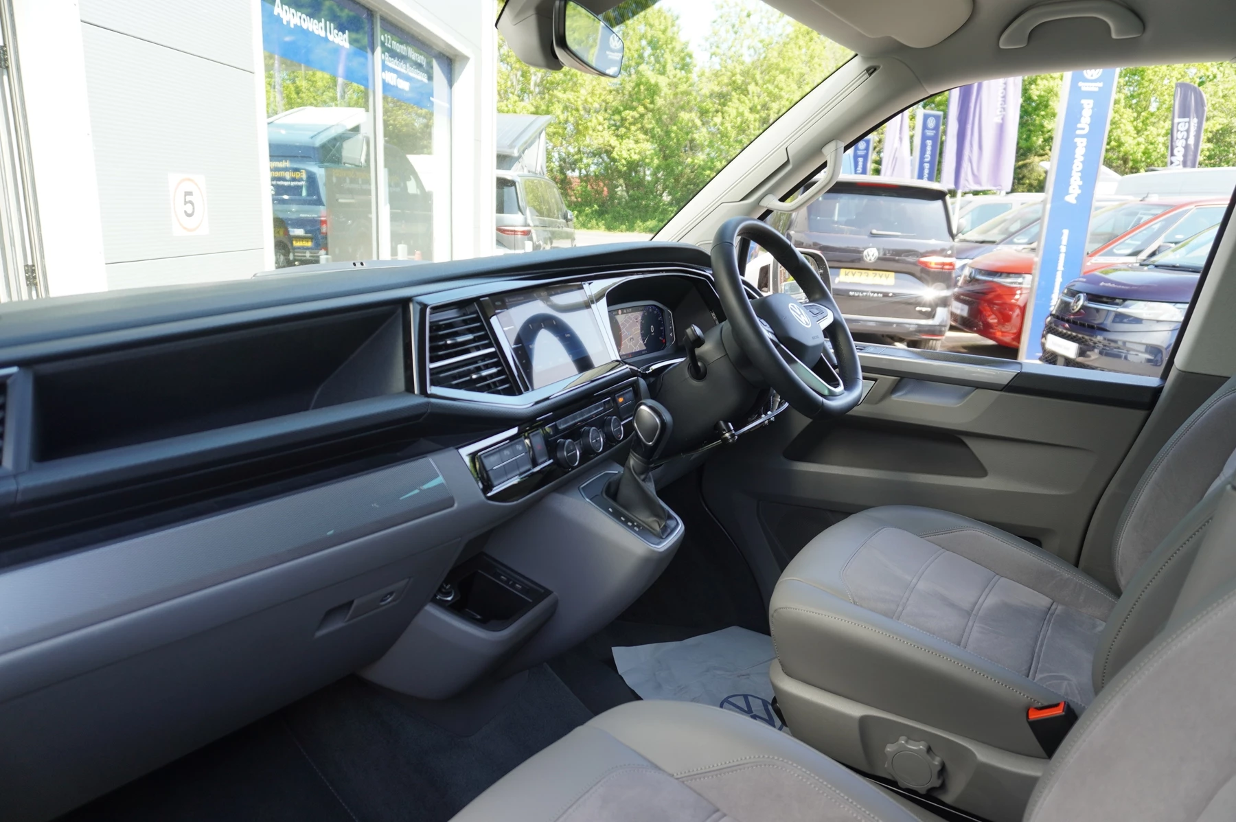 Volkswagen-California-image-1