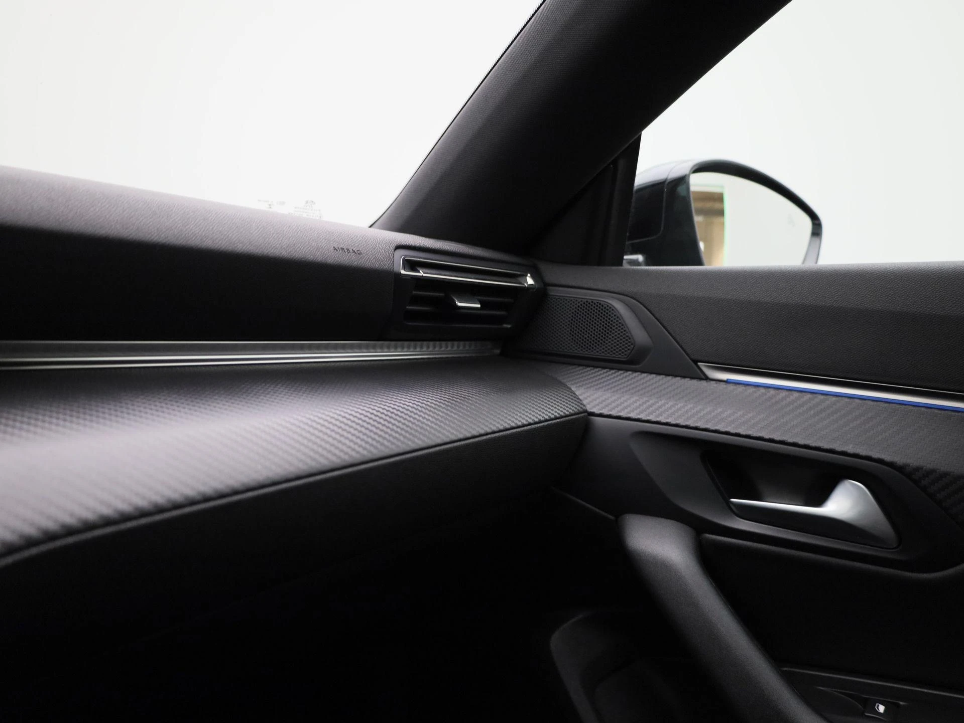 Peugeot-508-image-28