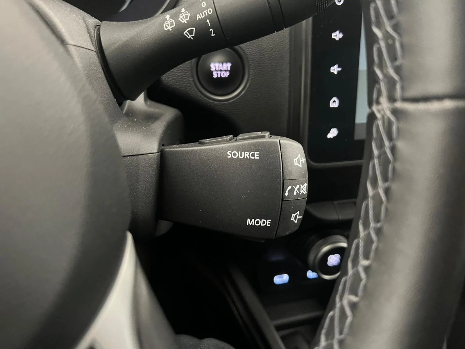 Dacia-Duster-image-16