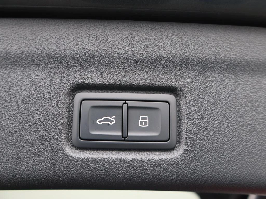Audi-Q6 e-tron-image-15