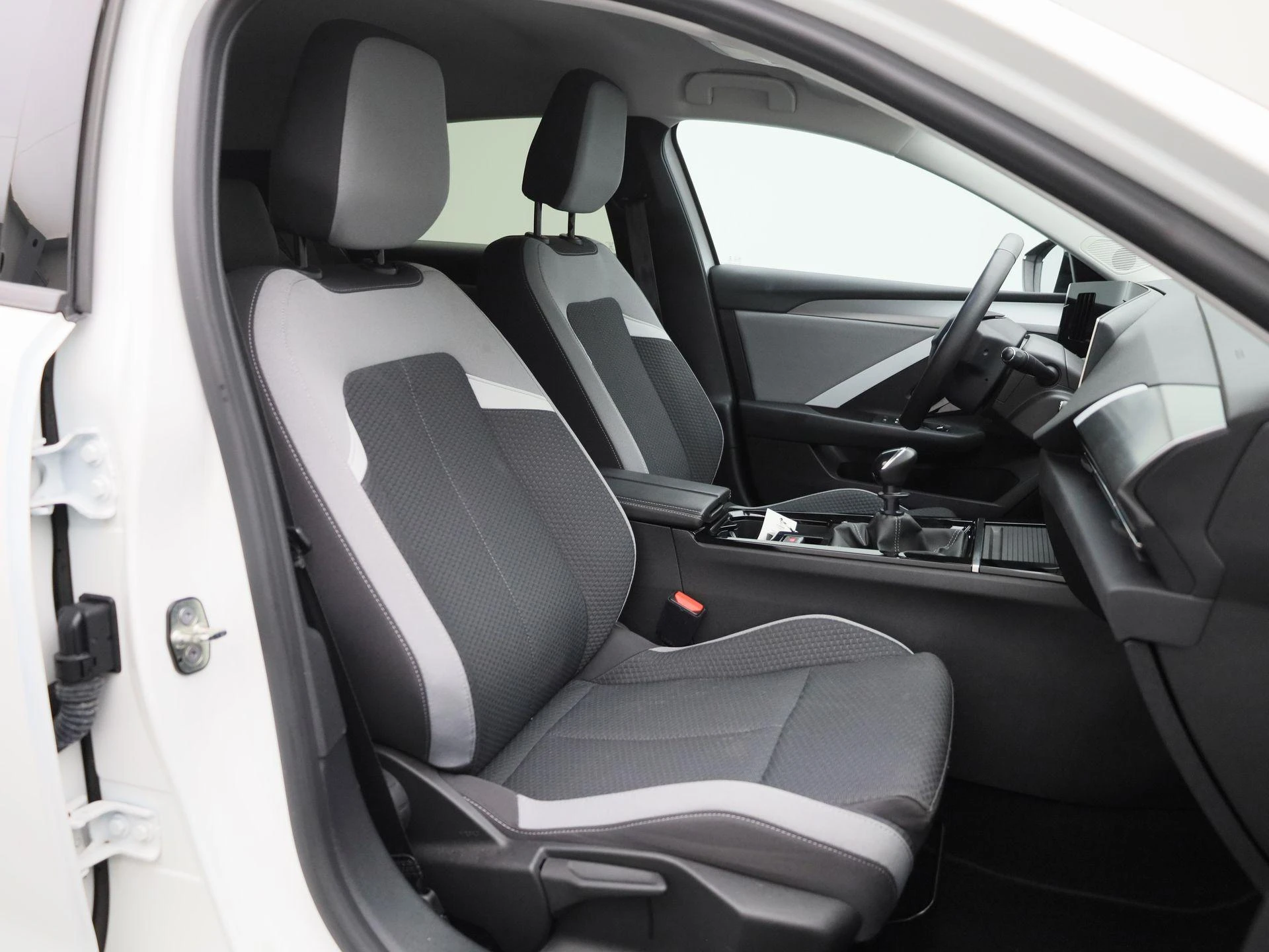 Opel-Astra-image-29