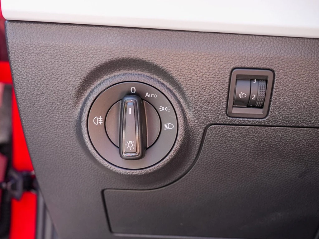 SEAT-Arona-image-17