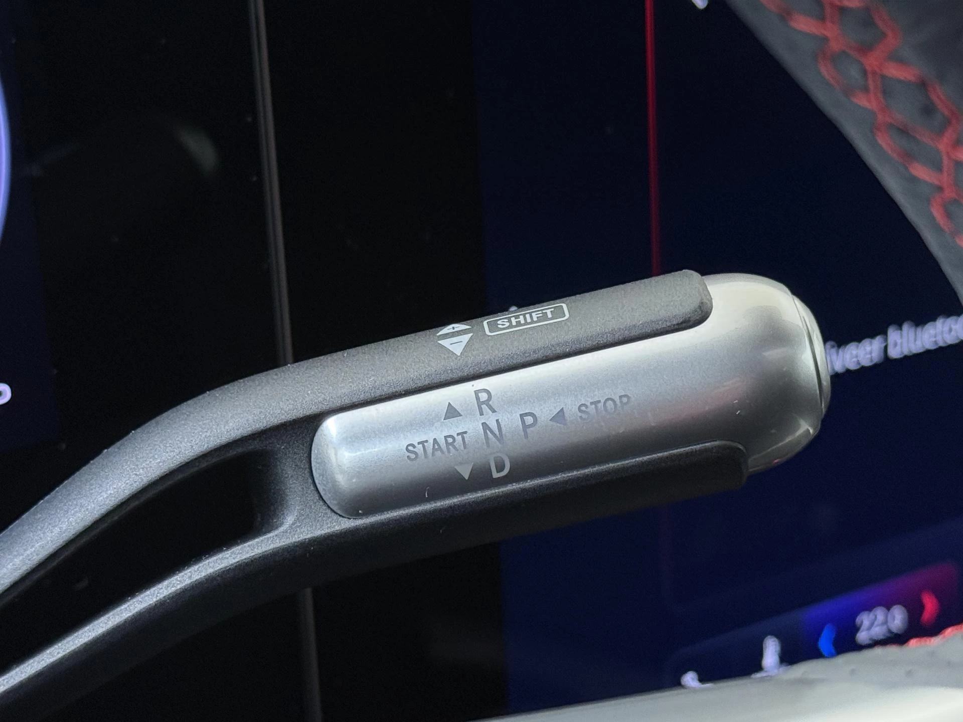 Mercedes-Benz-CLA-image-14