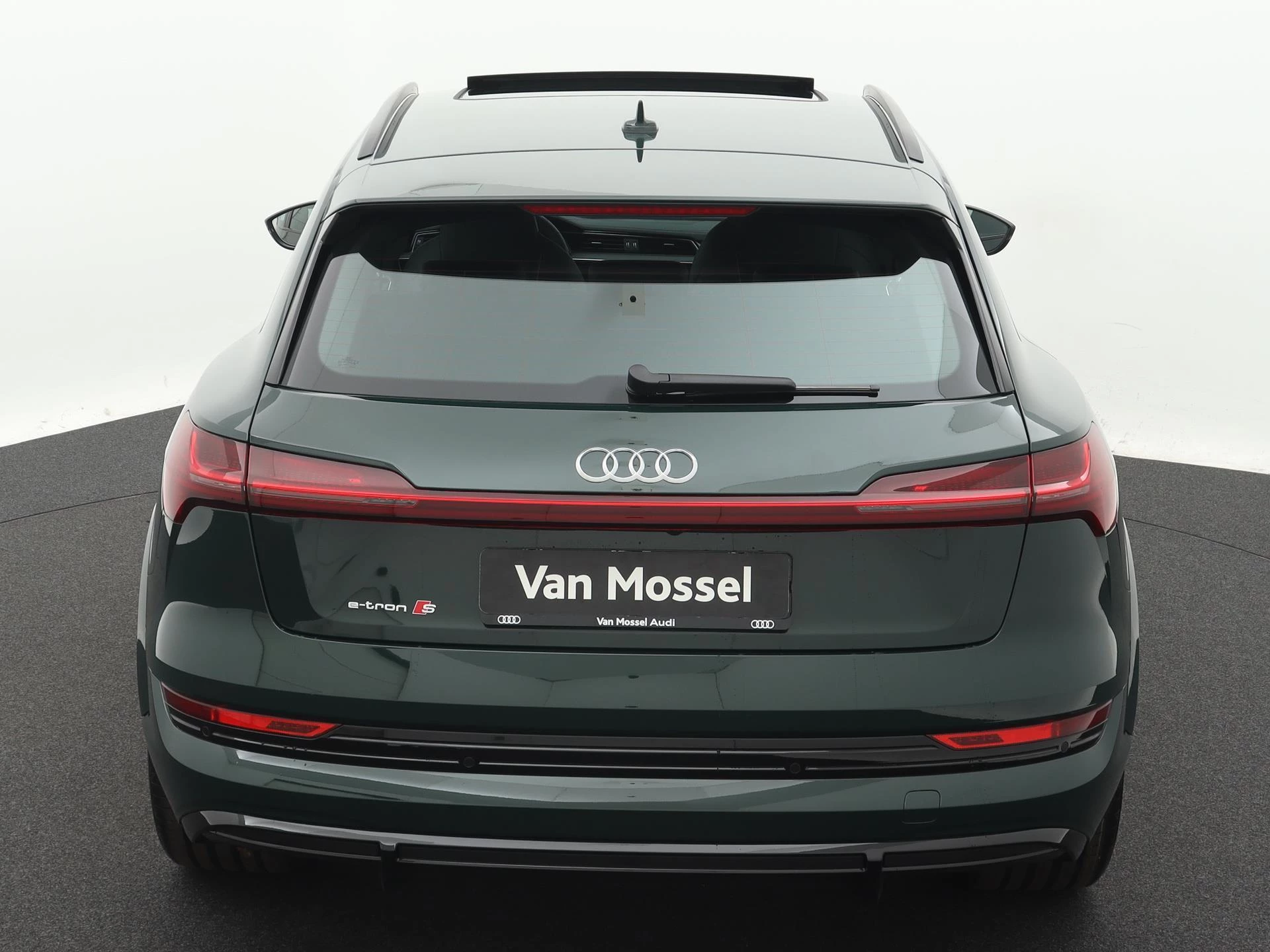 Audi-e-tron-image-4