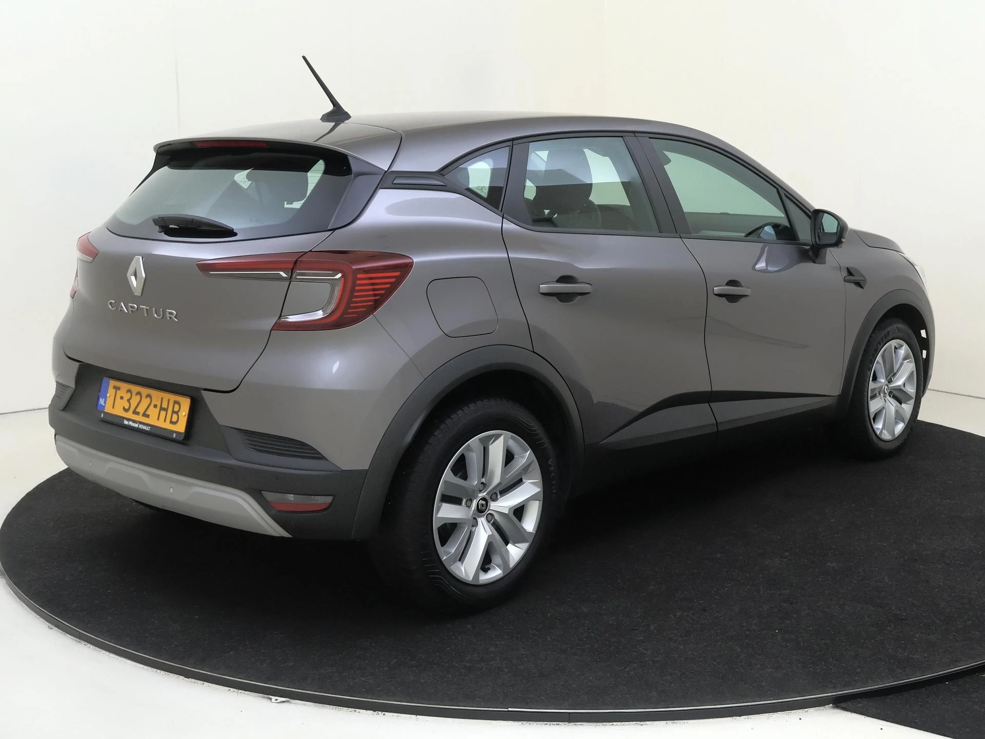 Renault-Captur-image-7