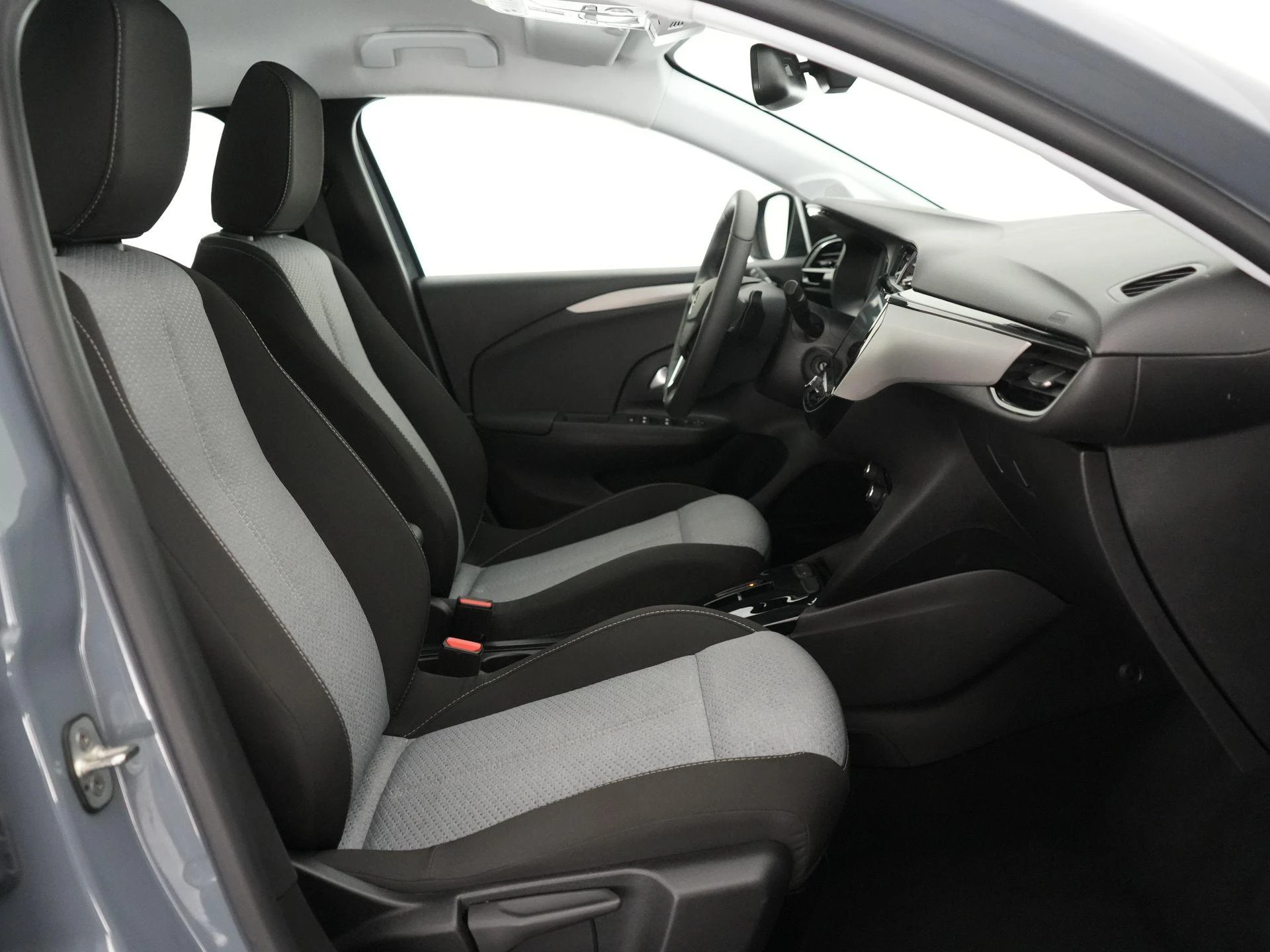 Opel-Corsa-image-11