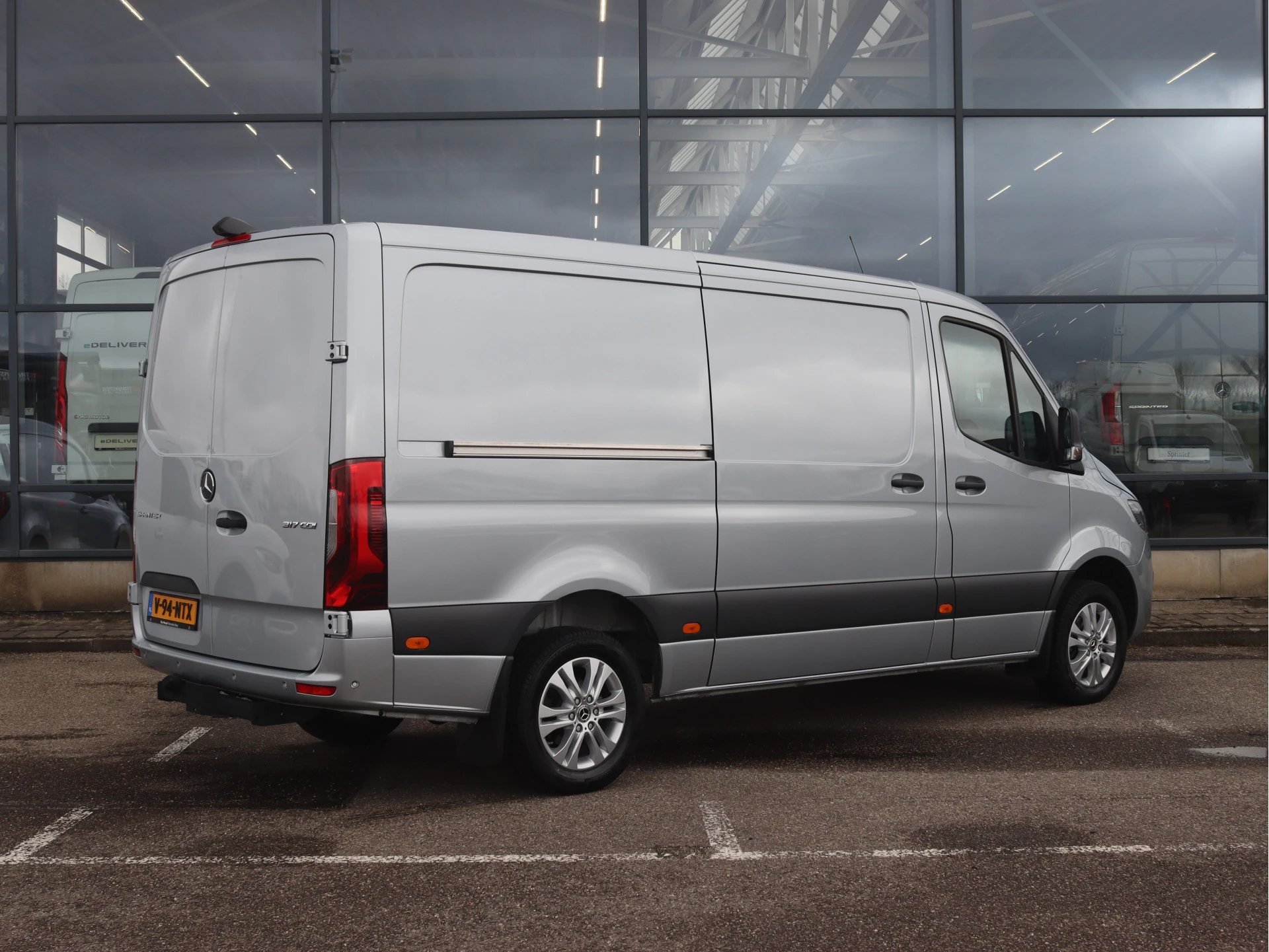 Mercedes-Benz Sprinter 317 CDI L2H1 Select | AIRCO/NAVI/CAMERA/CRUISE | Certified