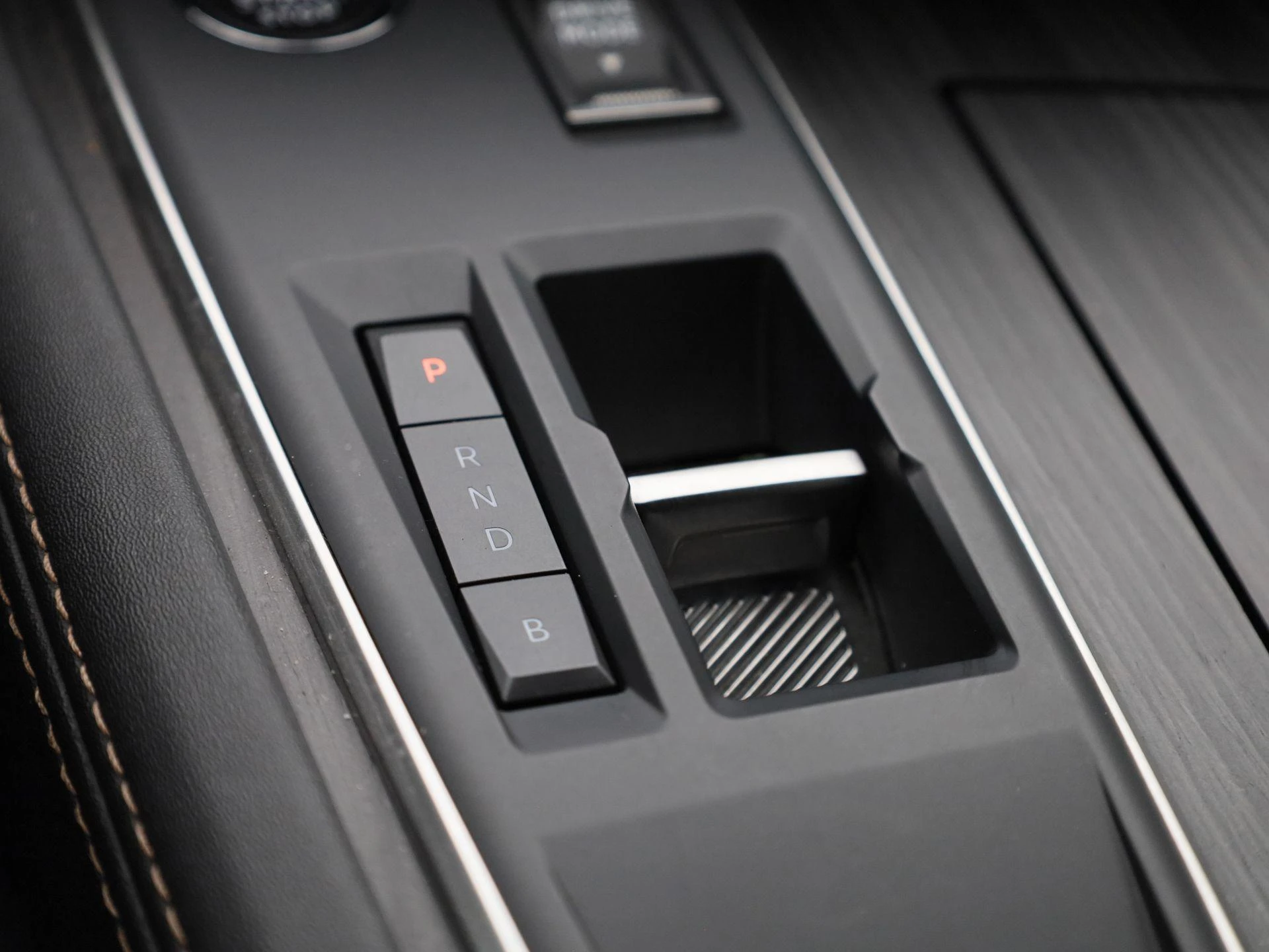 Peugeot-508-image-24