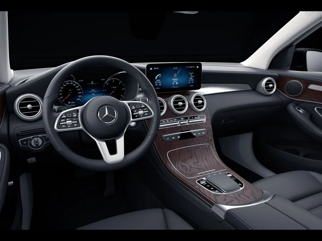 Mercedes-Benz-GLC 220 d-image-8