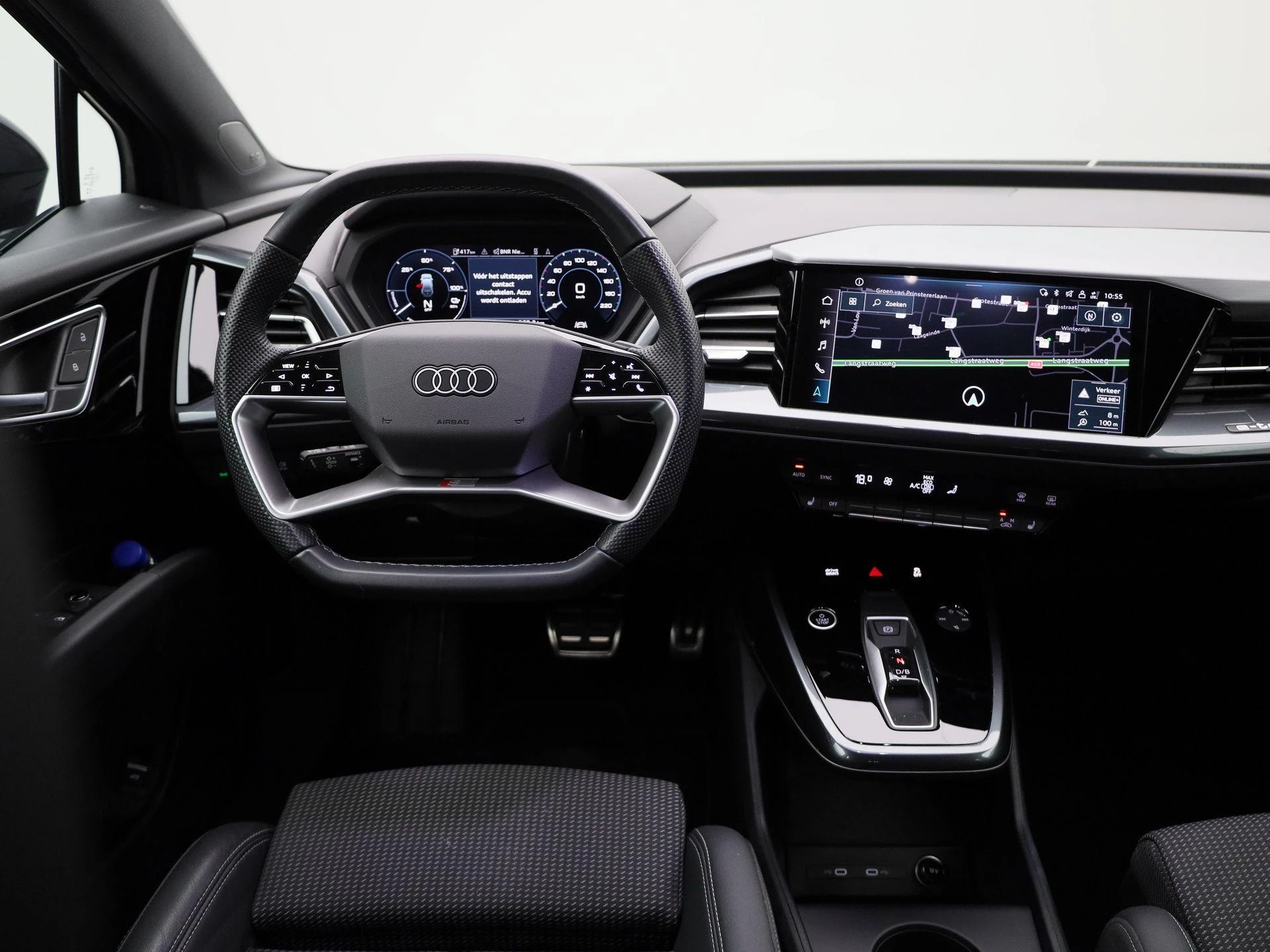 Audi-Q4 e-tron-image-6