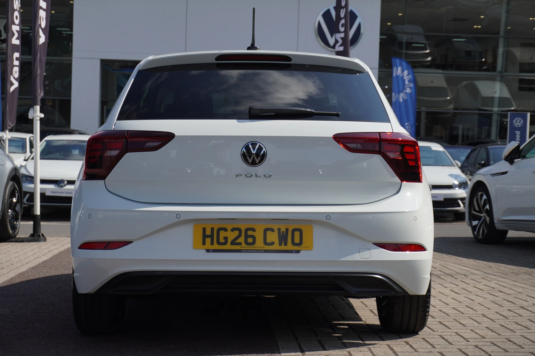 Volkswagen-Polo-image-11