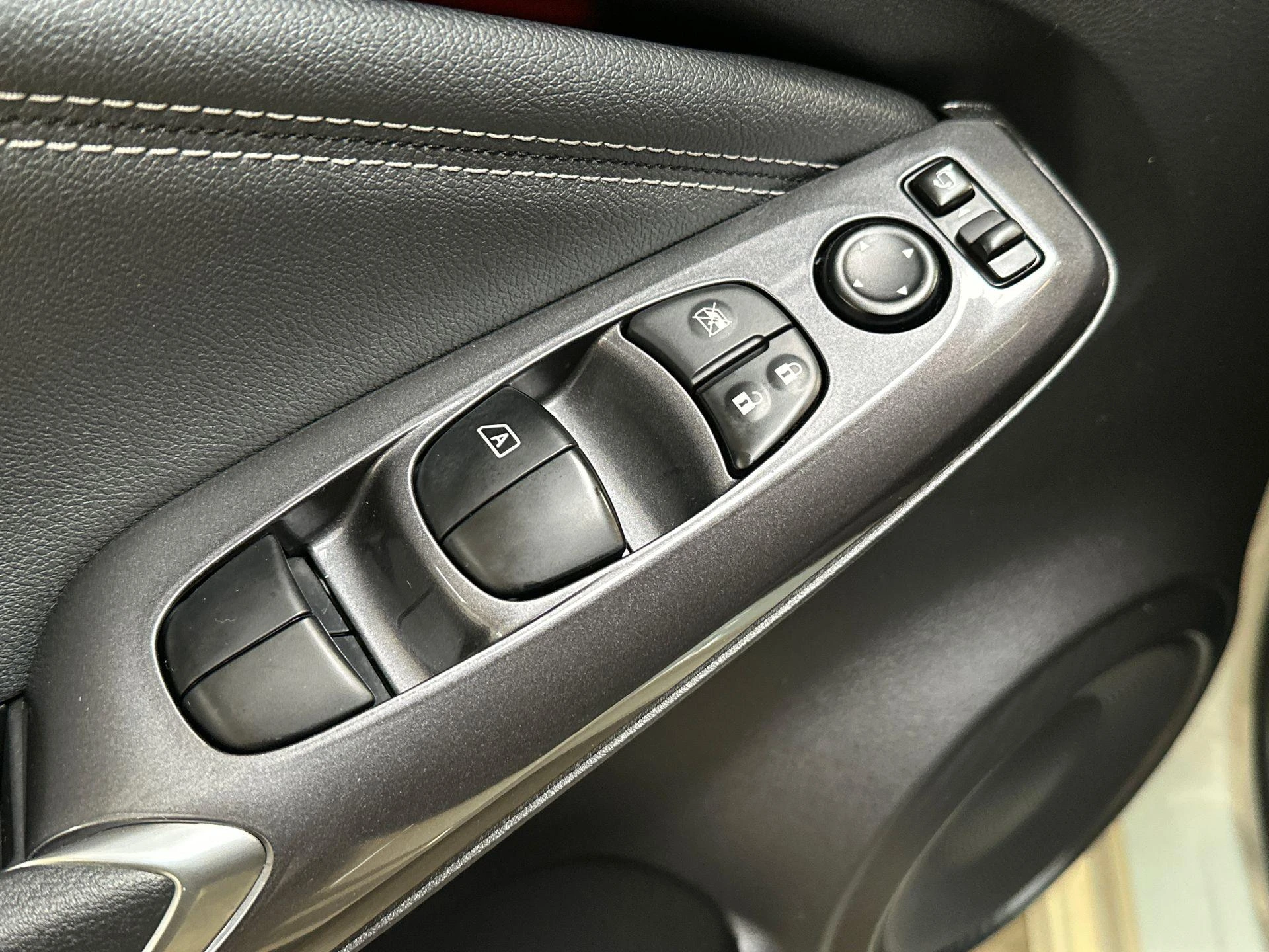 Nissan-Juke-image-21
