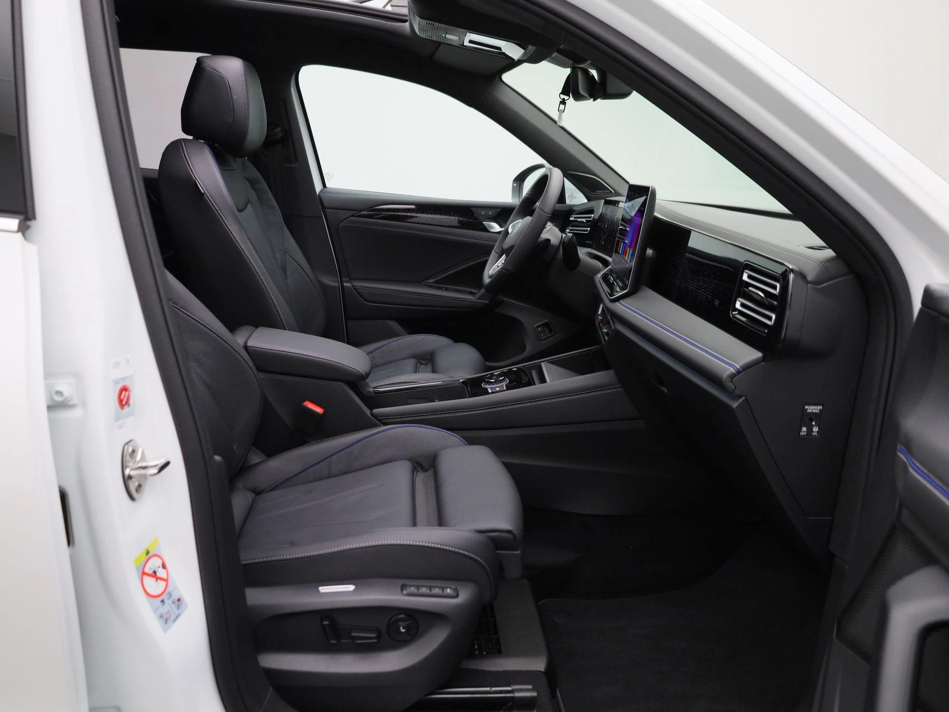 Volkswagen Tiguan 1.5 eHybrid R-Line Edition 272 PK |