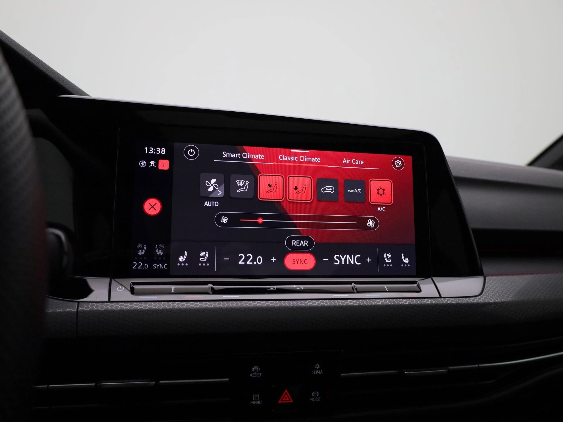 Volkswagen-Golf-image-16