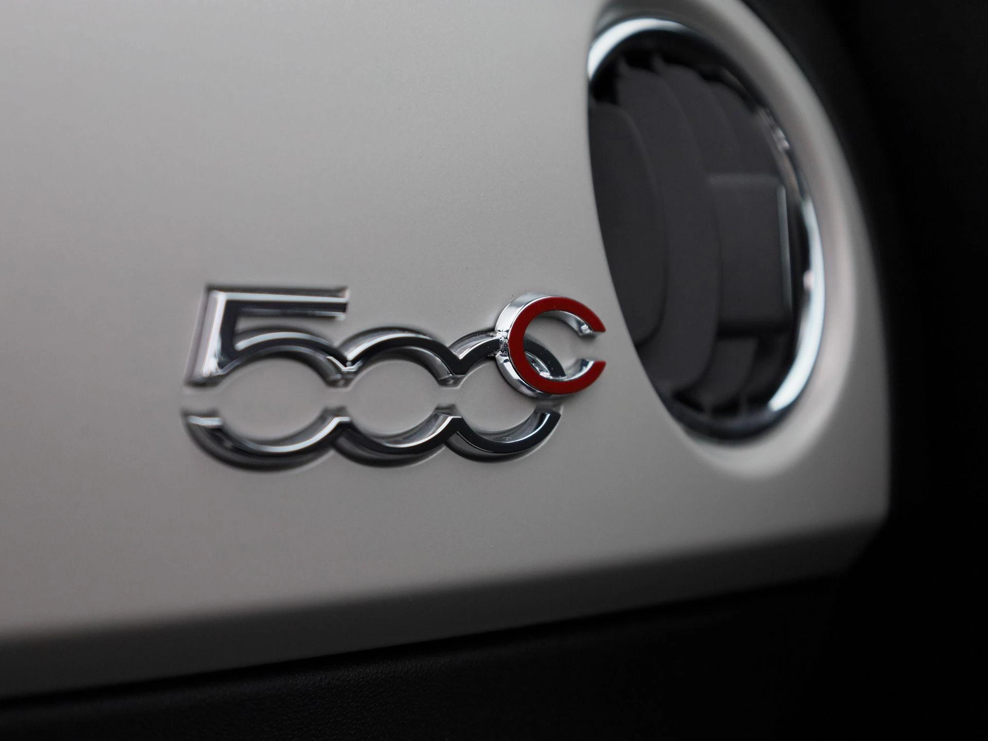 Fiat-500C-image-18