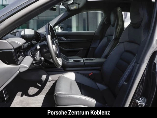 Porsche-Taycan-image-4