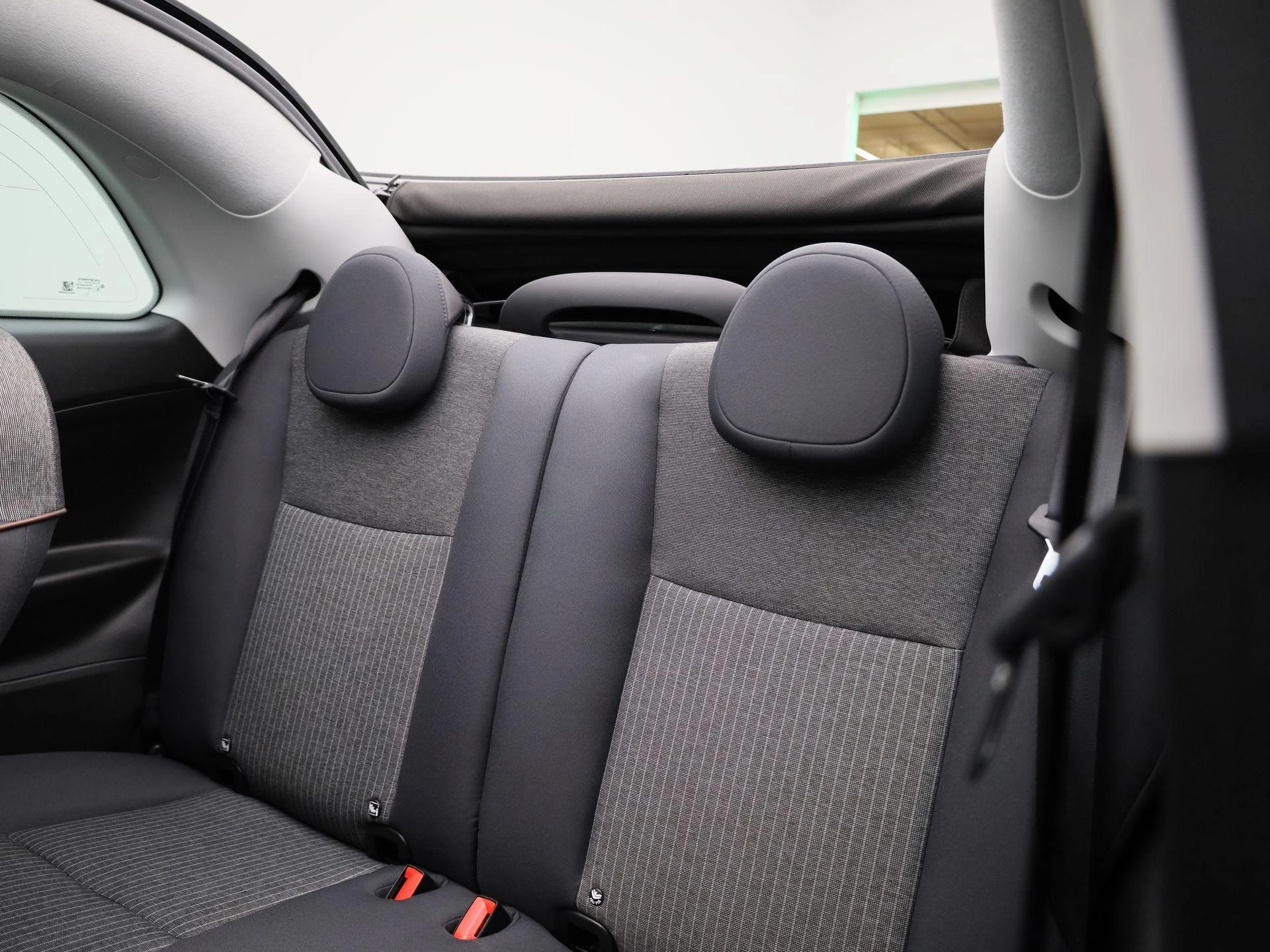 Fiat-500C-image-9