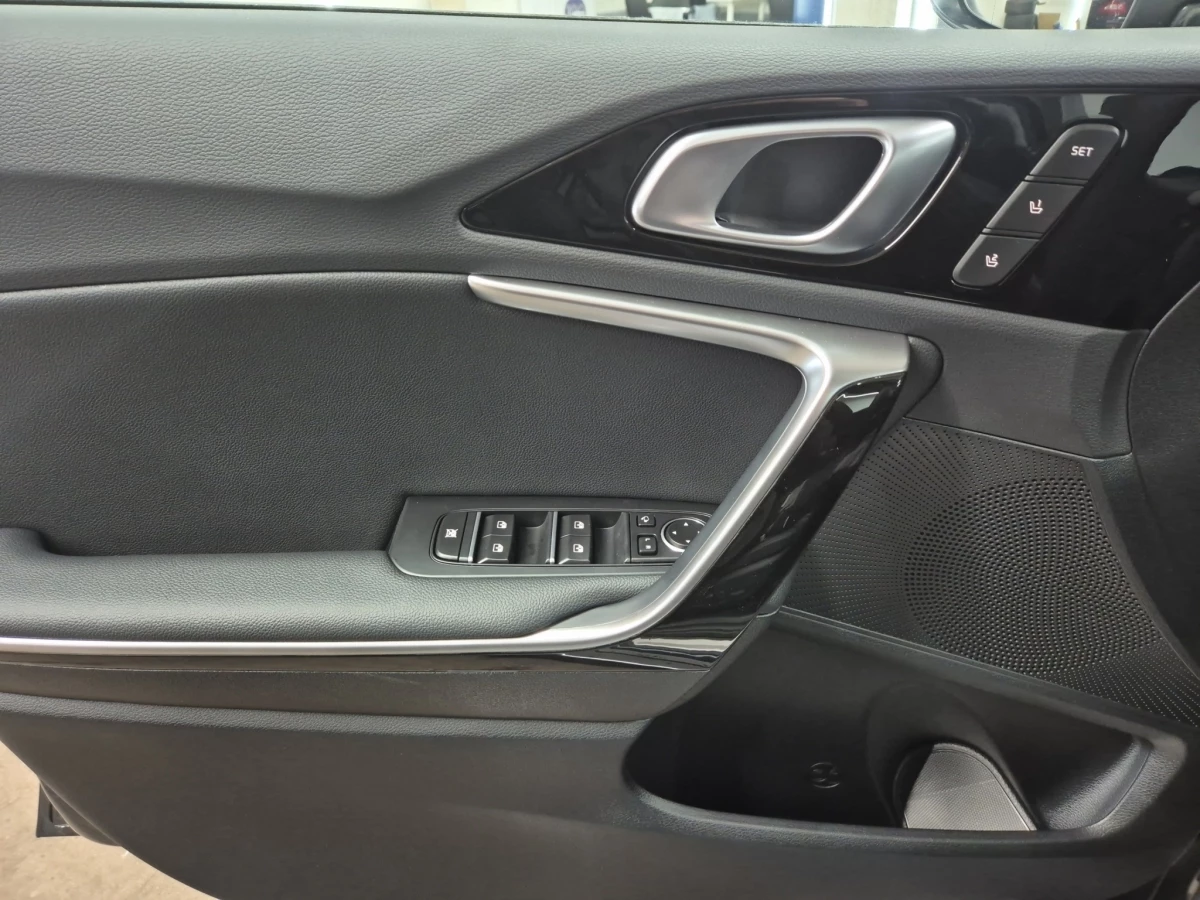Kia XCeed Platinum 1.6 GDI Plug-In Hybrid LED Navi